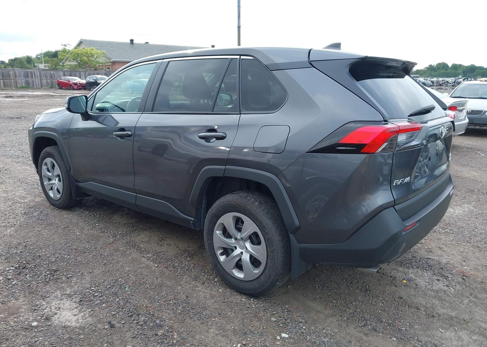 2022 TOYOTA RAV4 LE