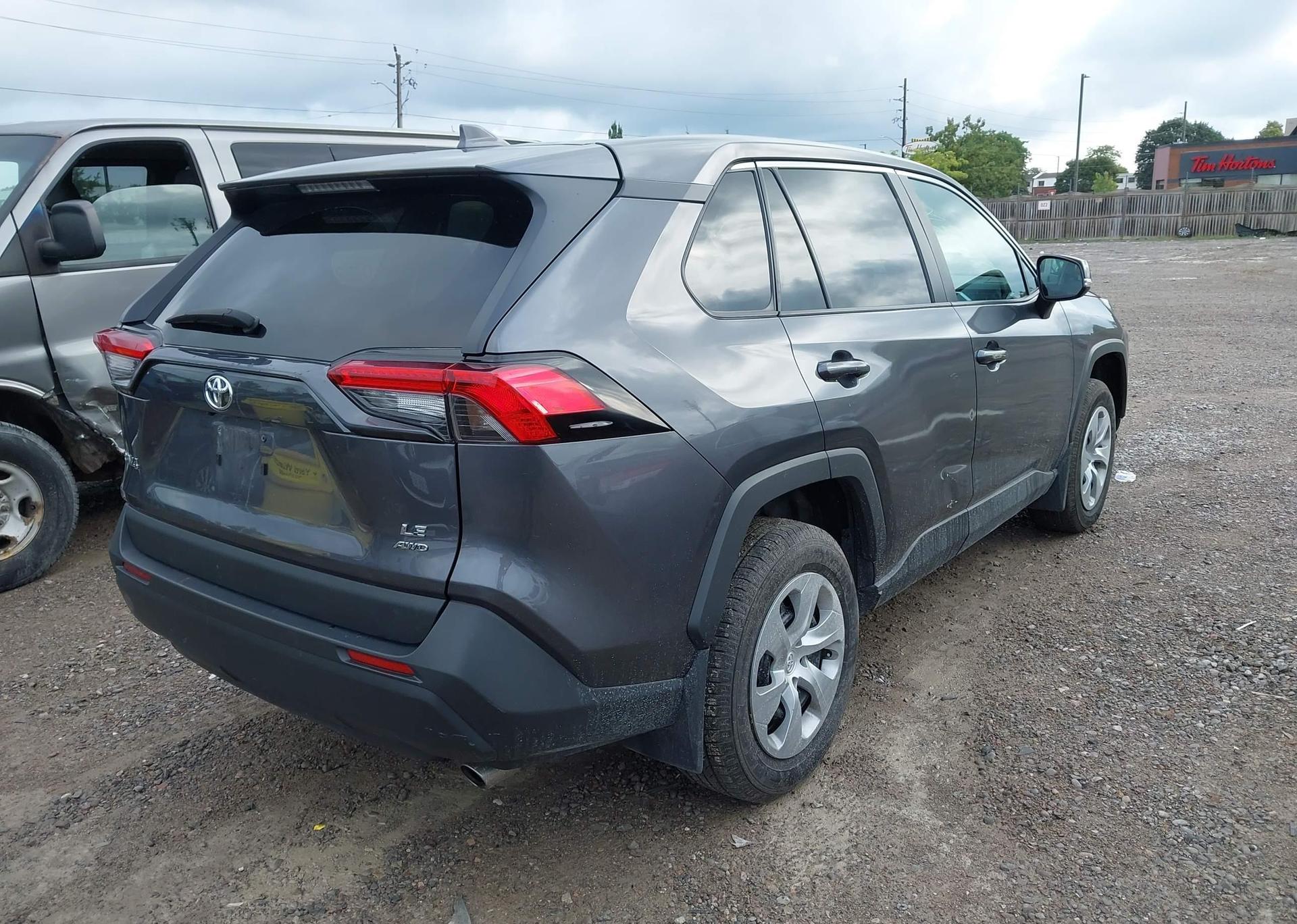 2022 TOYOTA RAV4 LE