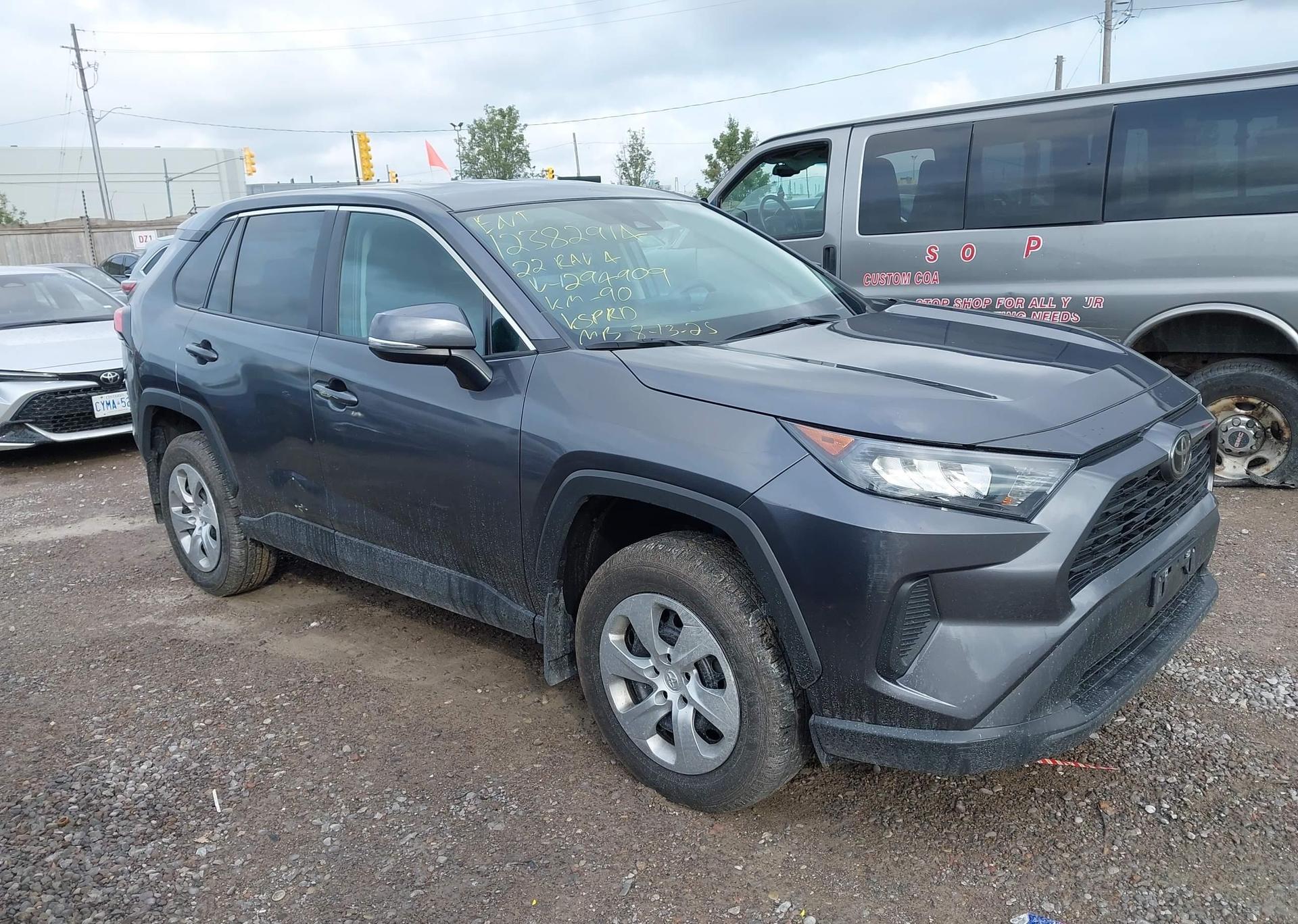2022 TOYOTA RAV4 LE