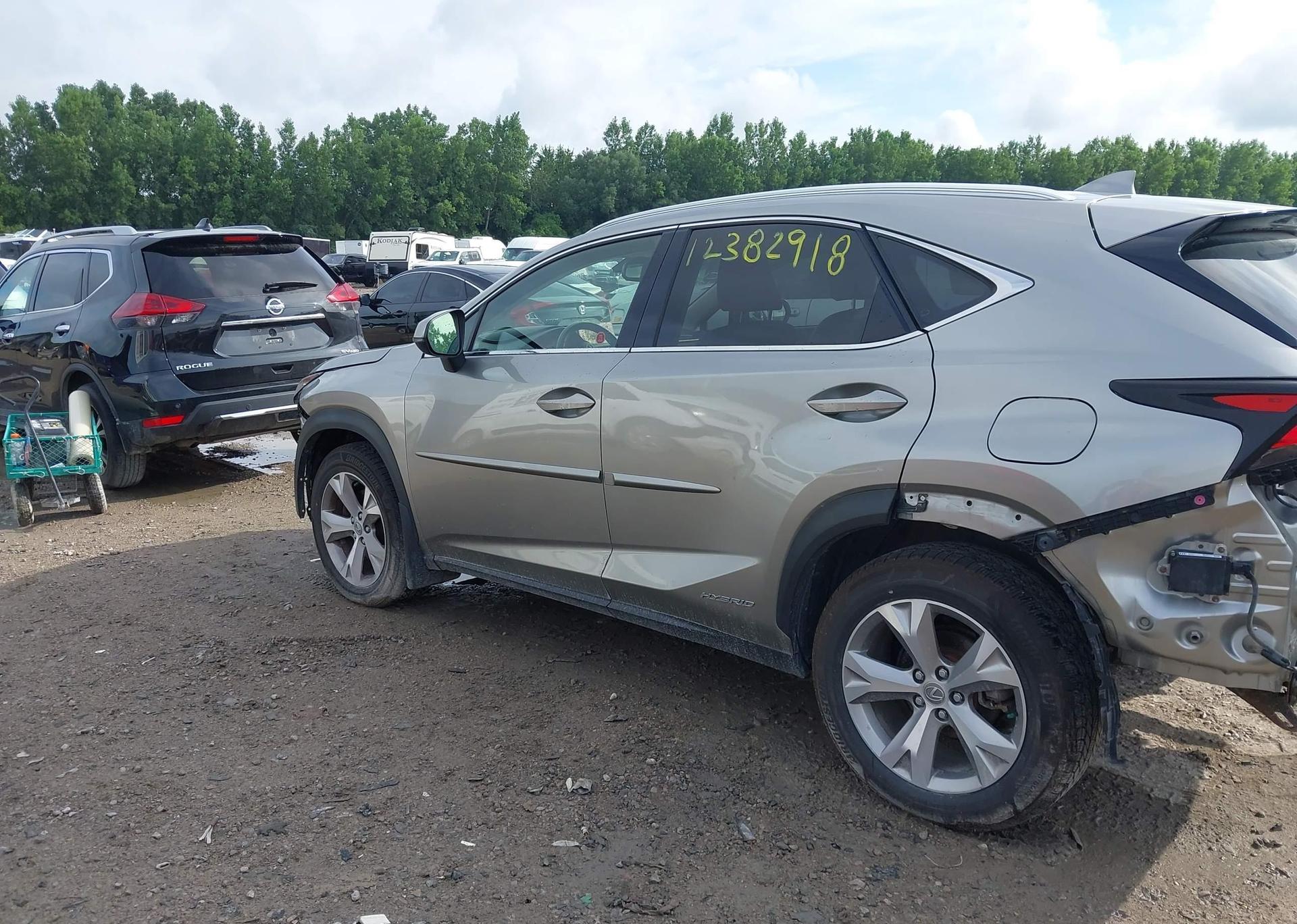2015 LEXUS NX 300H