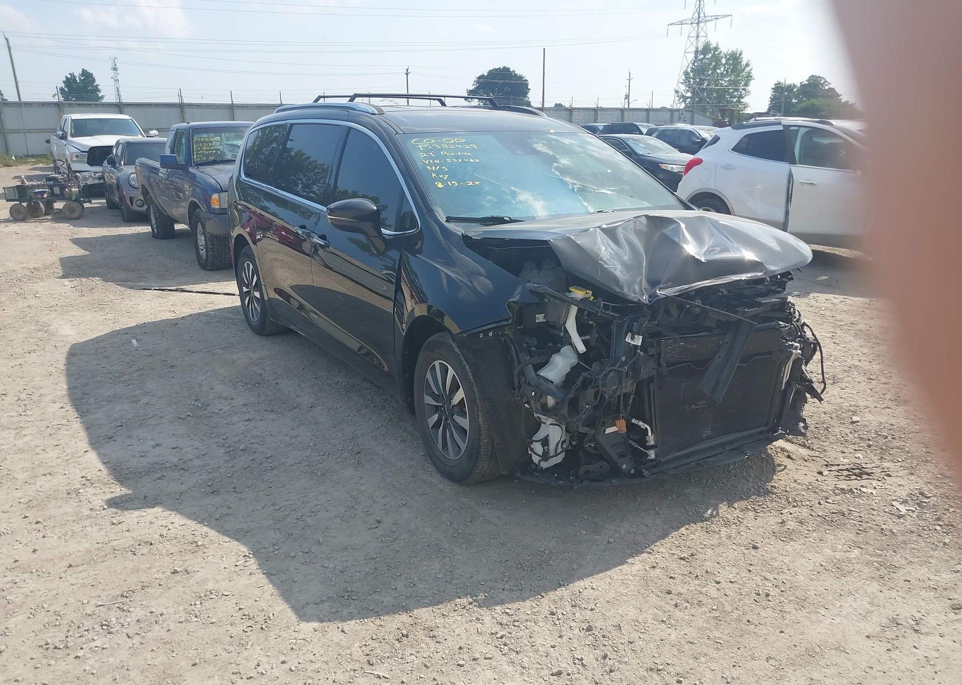 2021 CHRYSLER PACIFICA TOURING L PLUS