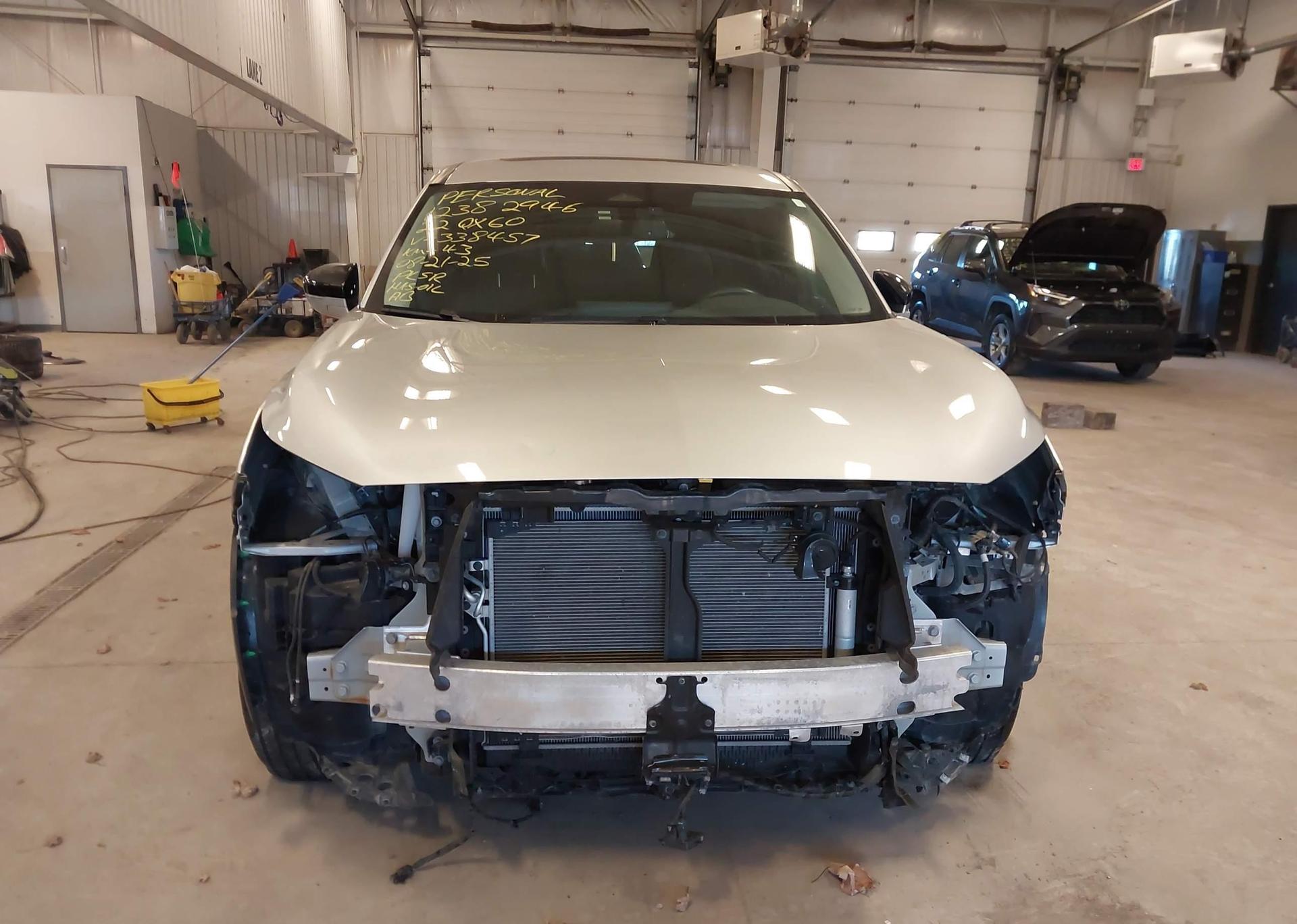 2022 INFINITI QX60 PURE