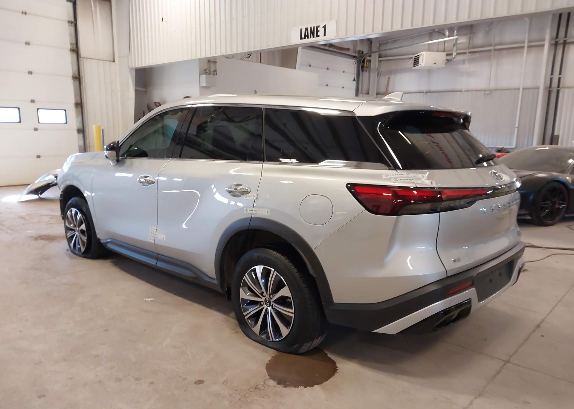 2022 INFINITI QX60 PURE
