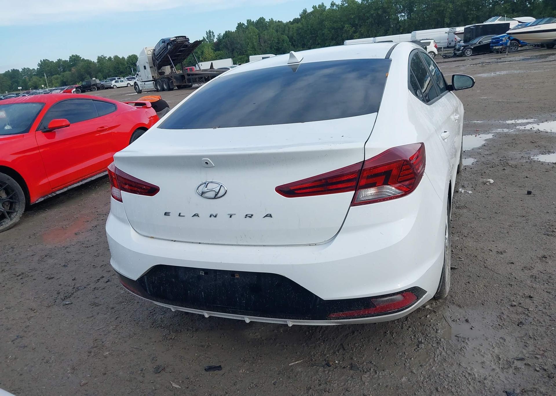 2019 HYUNDAI ELANTRA PREFERRED