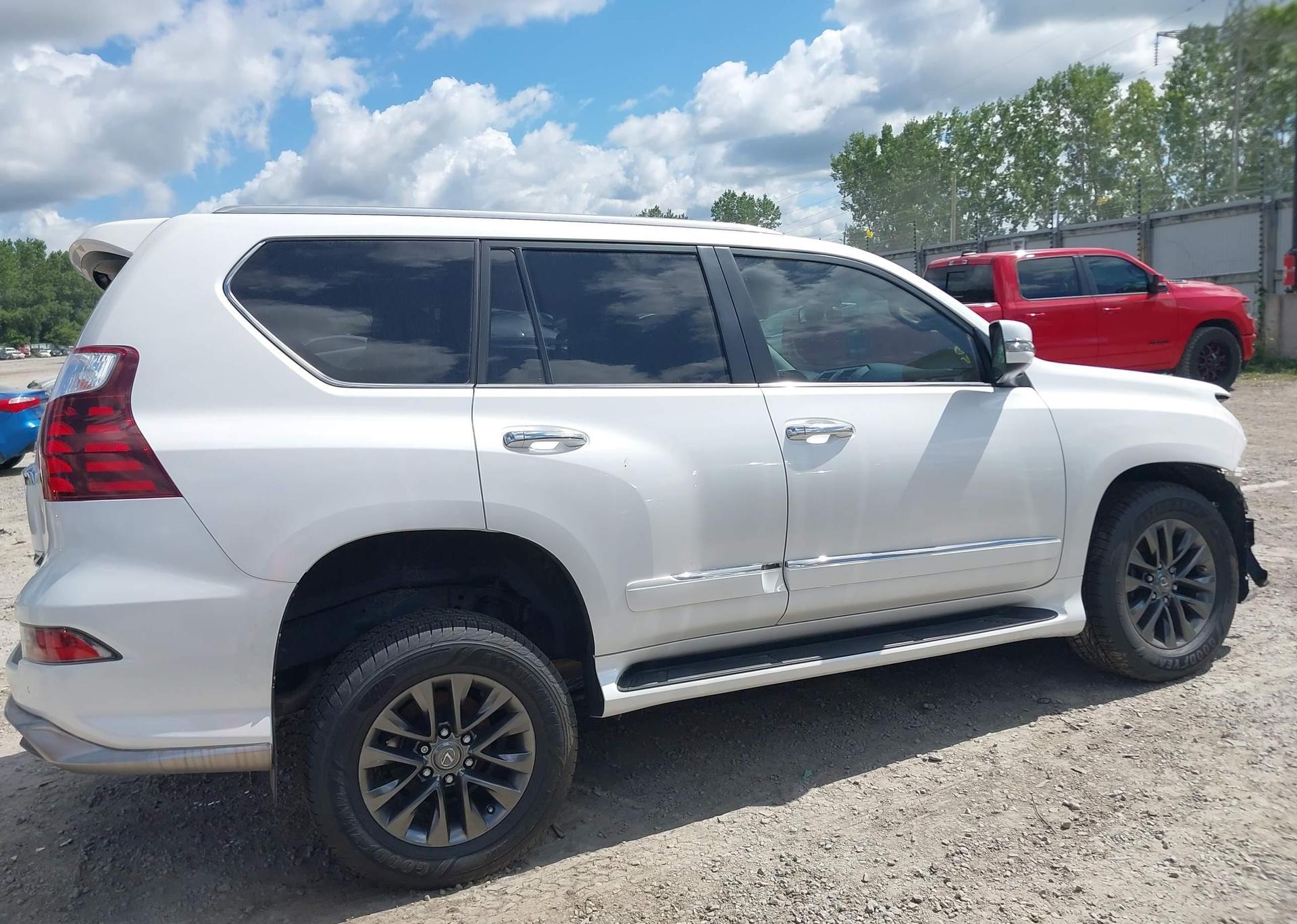 2017 LEXUS GX 460