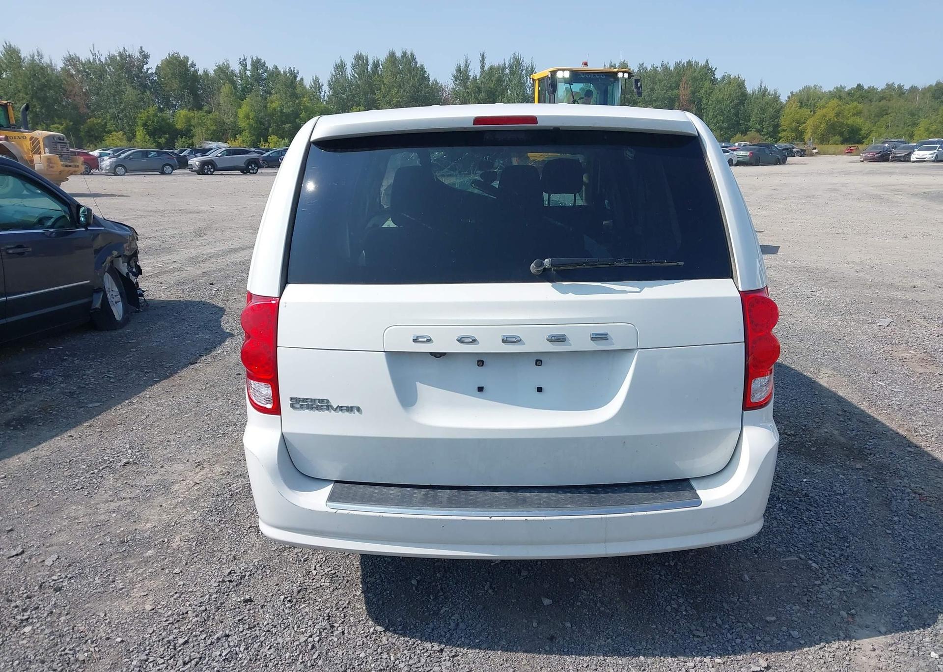 2020 DODGE GRAND CARAVAN SE