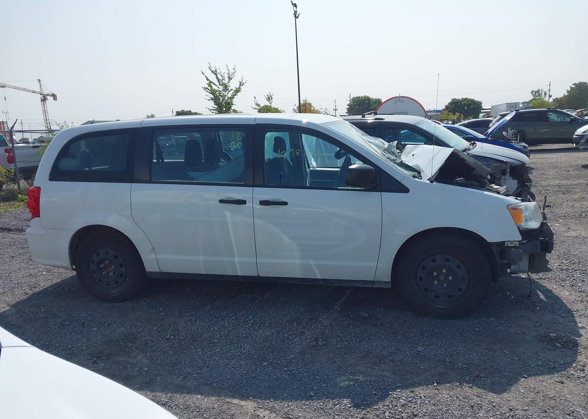 2020 DODGE GRAND CARAVAN SE