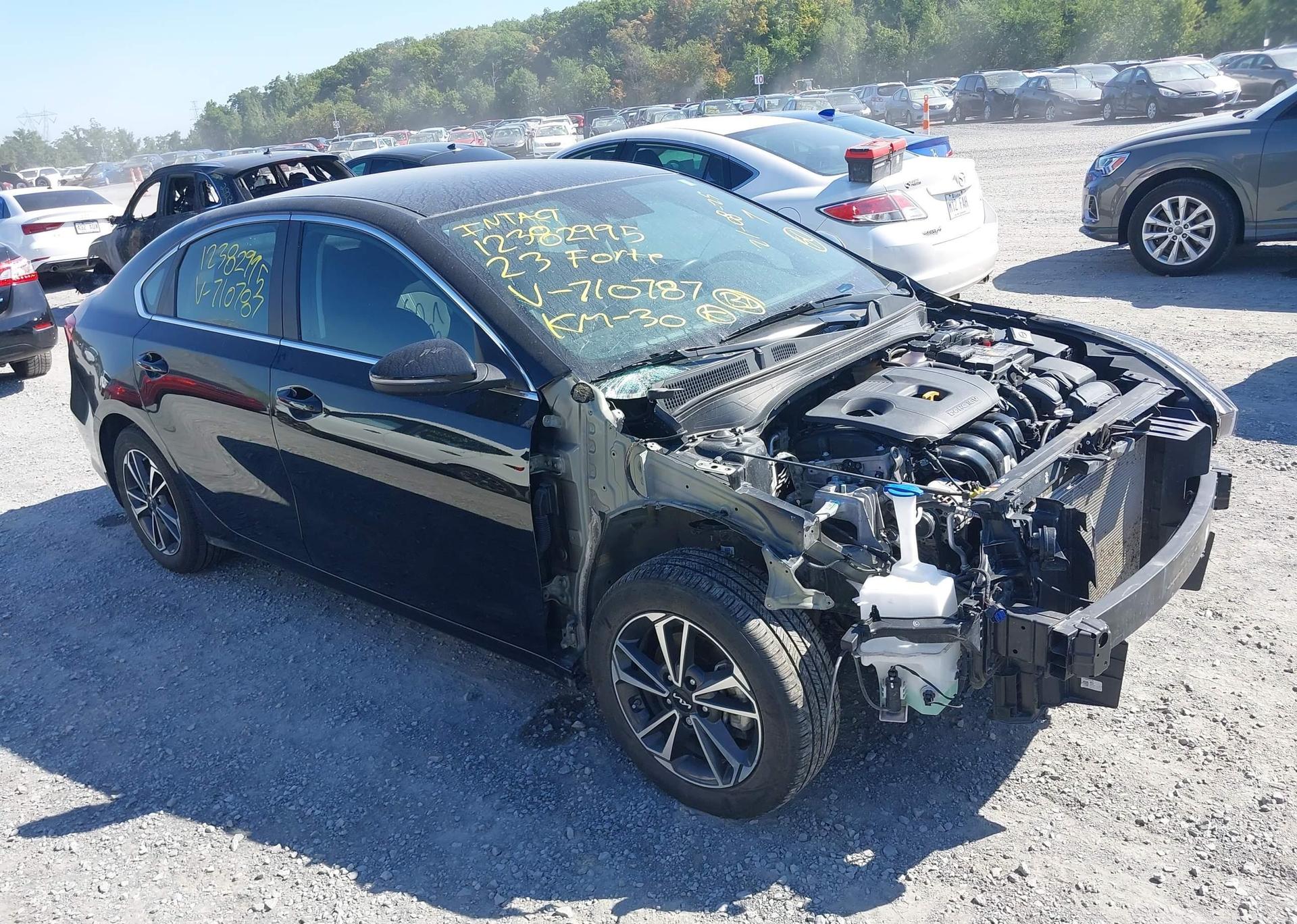 2023 KIA FORTE EX