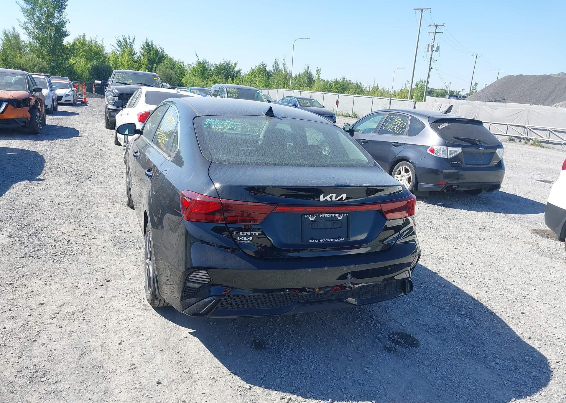 2023 KIA FORTE EX