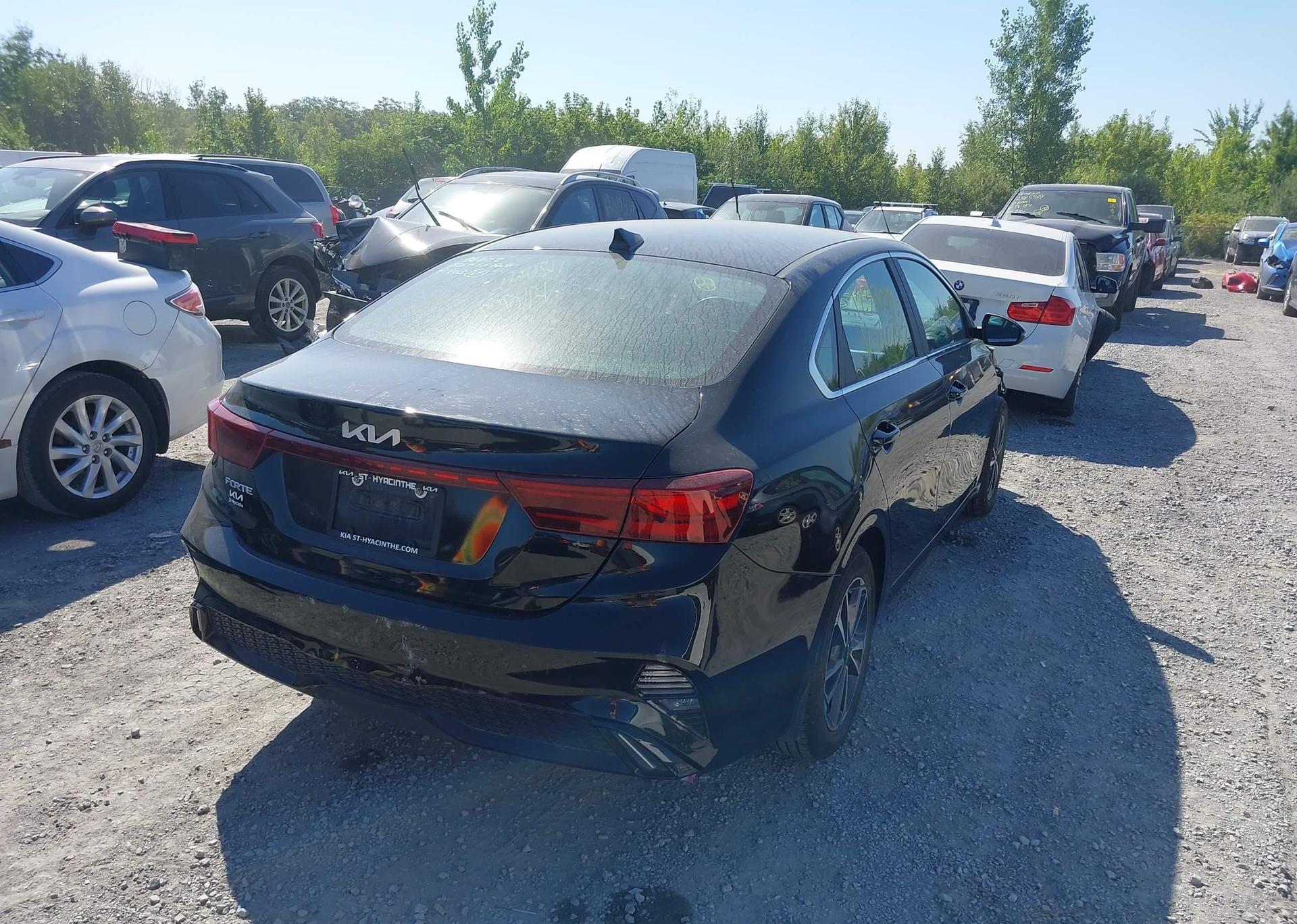 2023 KIA FORTE EX