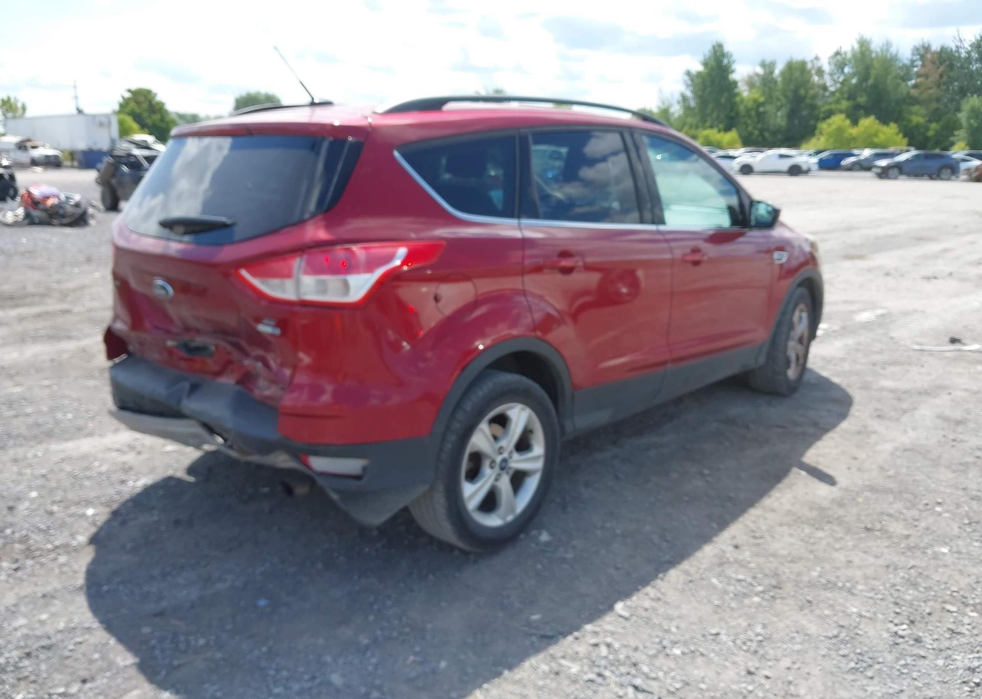 2014 FORD ESCAPE SE