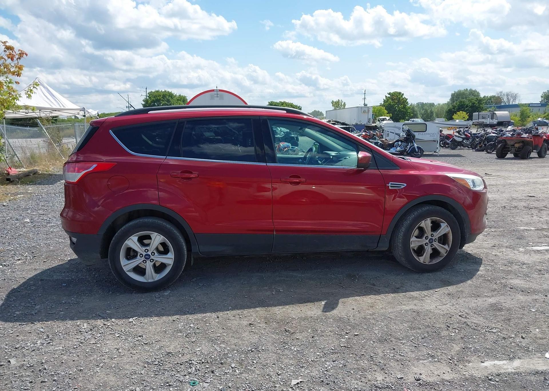 2014 FORD ESCAPE SE