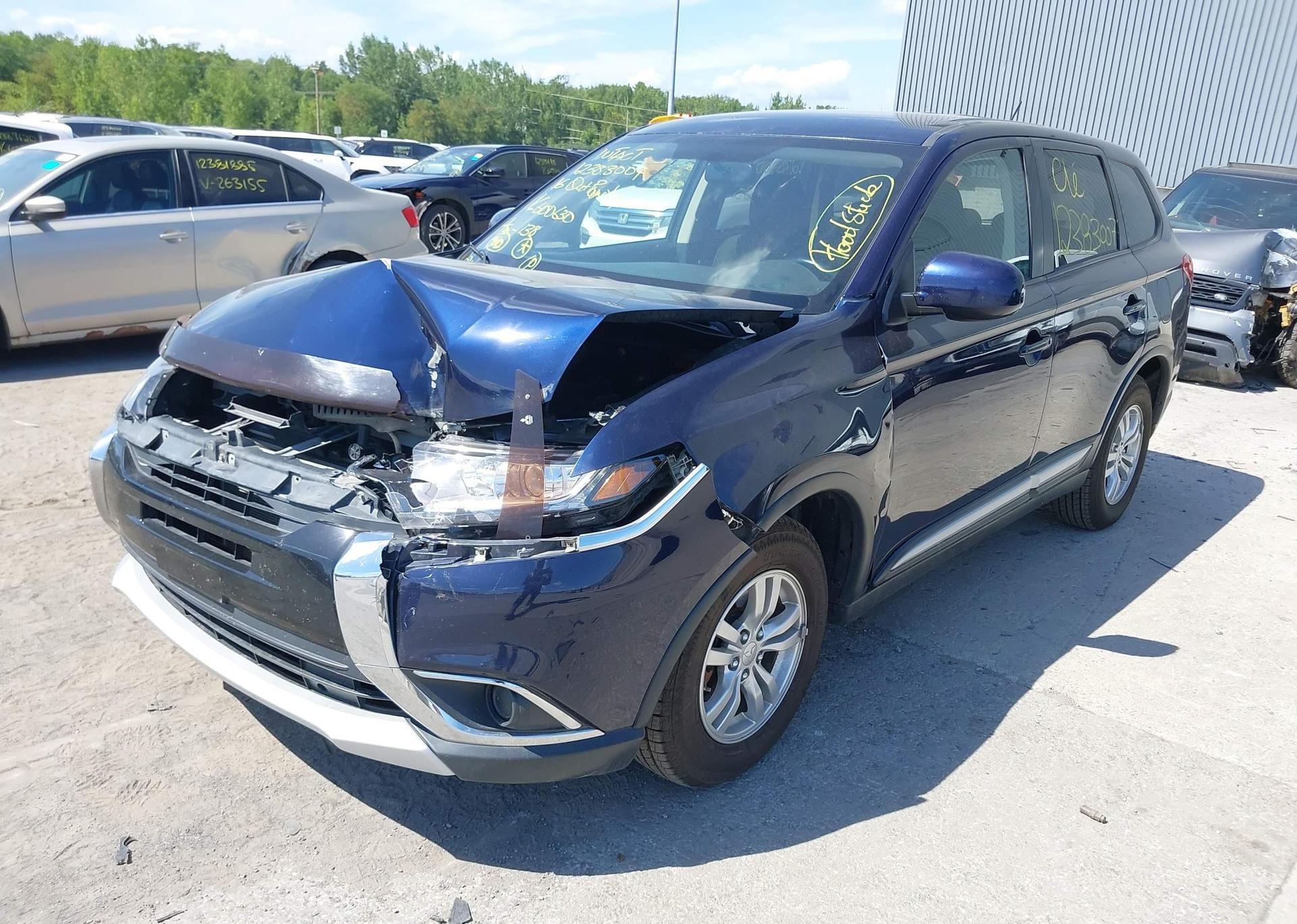 2016 MITSUBISHI OUTLANDER ES
