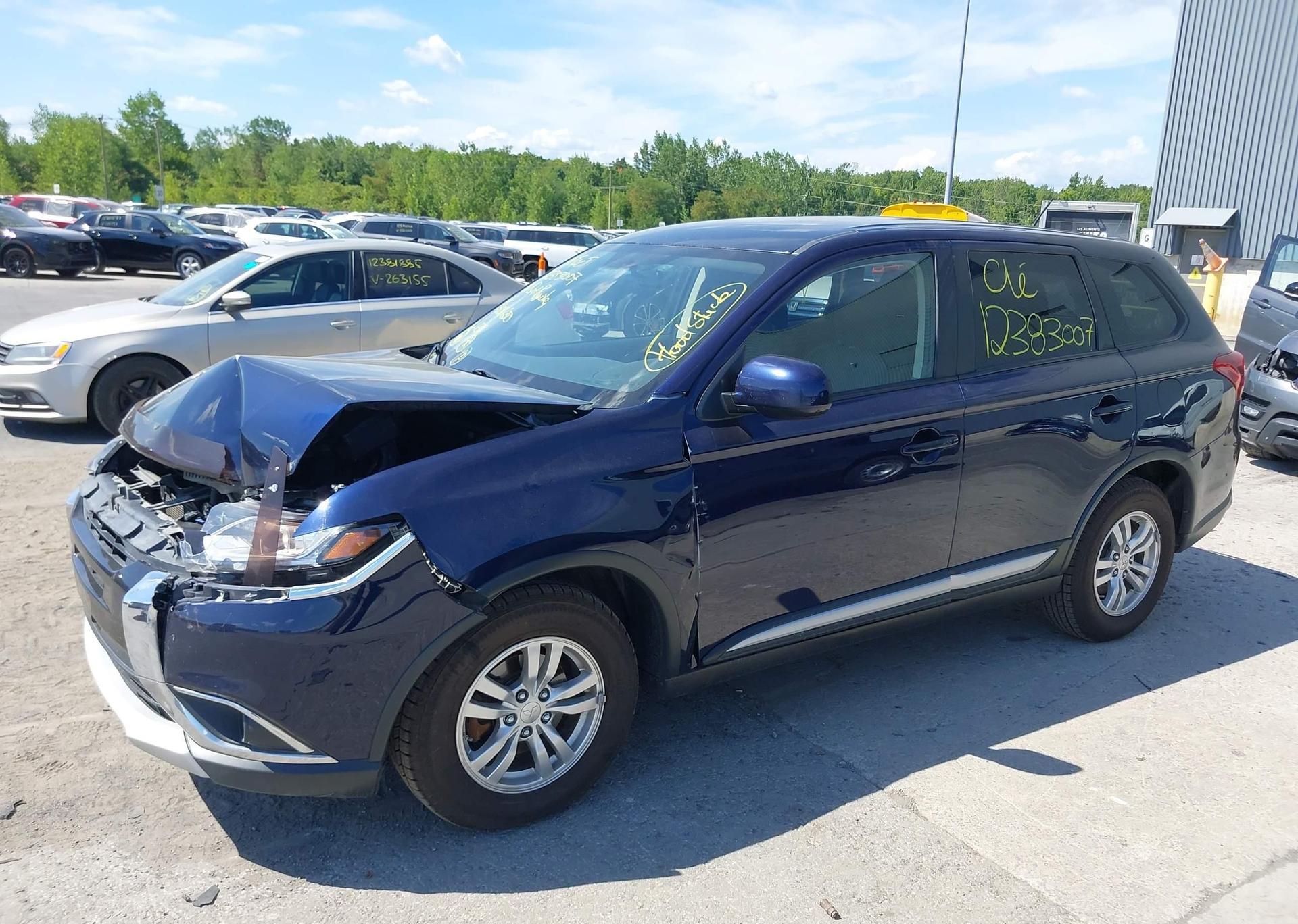2016 MITSUBISHI OUTLANDER ES