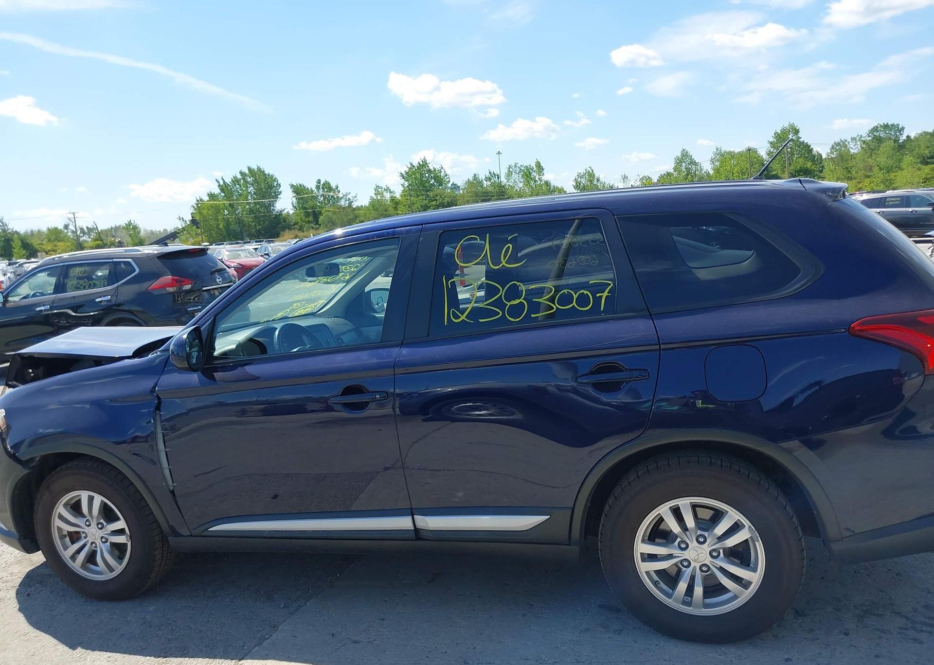 2016 MITSUBISHI OUTLANDER ES