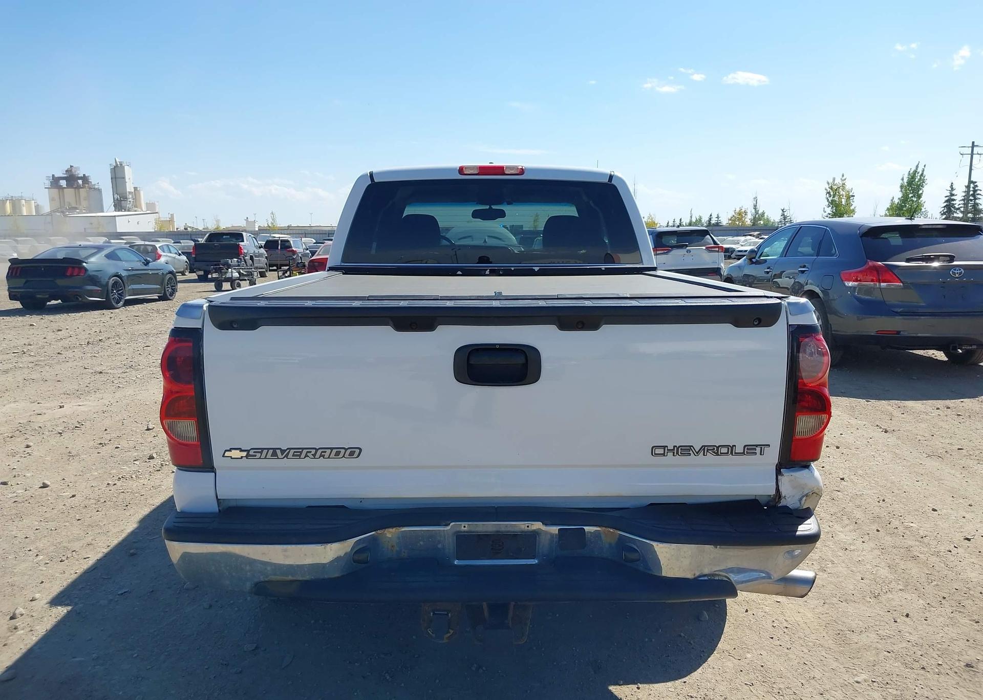 2005 CHEVROLET SILVERADO 1500 LS