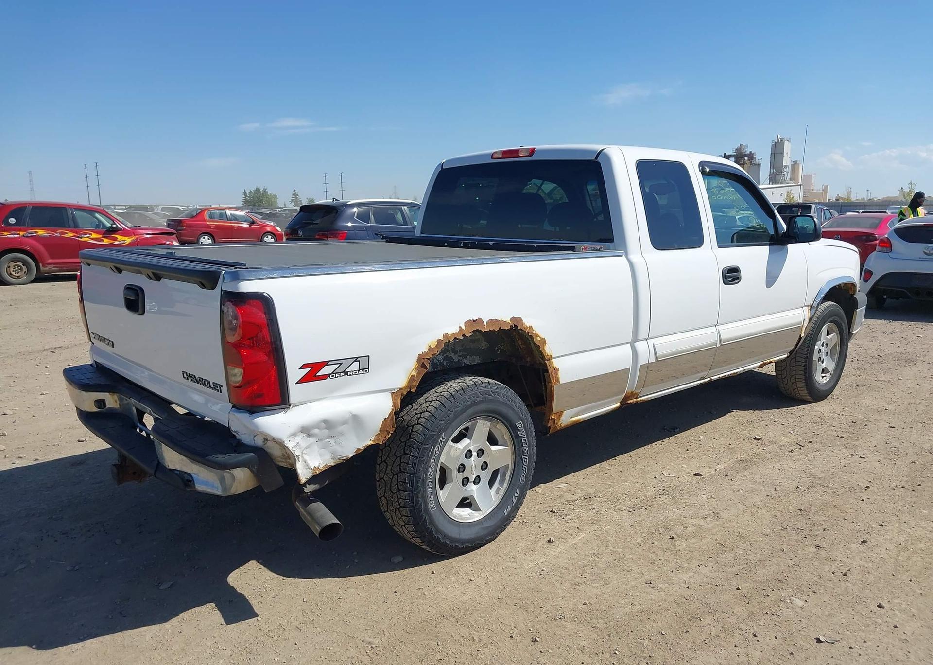 2005 CHEVROLET SILVERADO 1500 LS