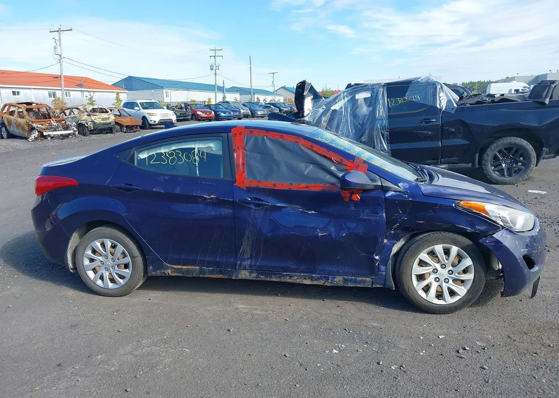2012 HYUNDAI ELANTRA GL