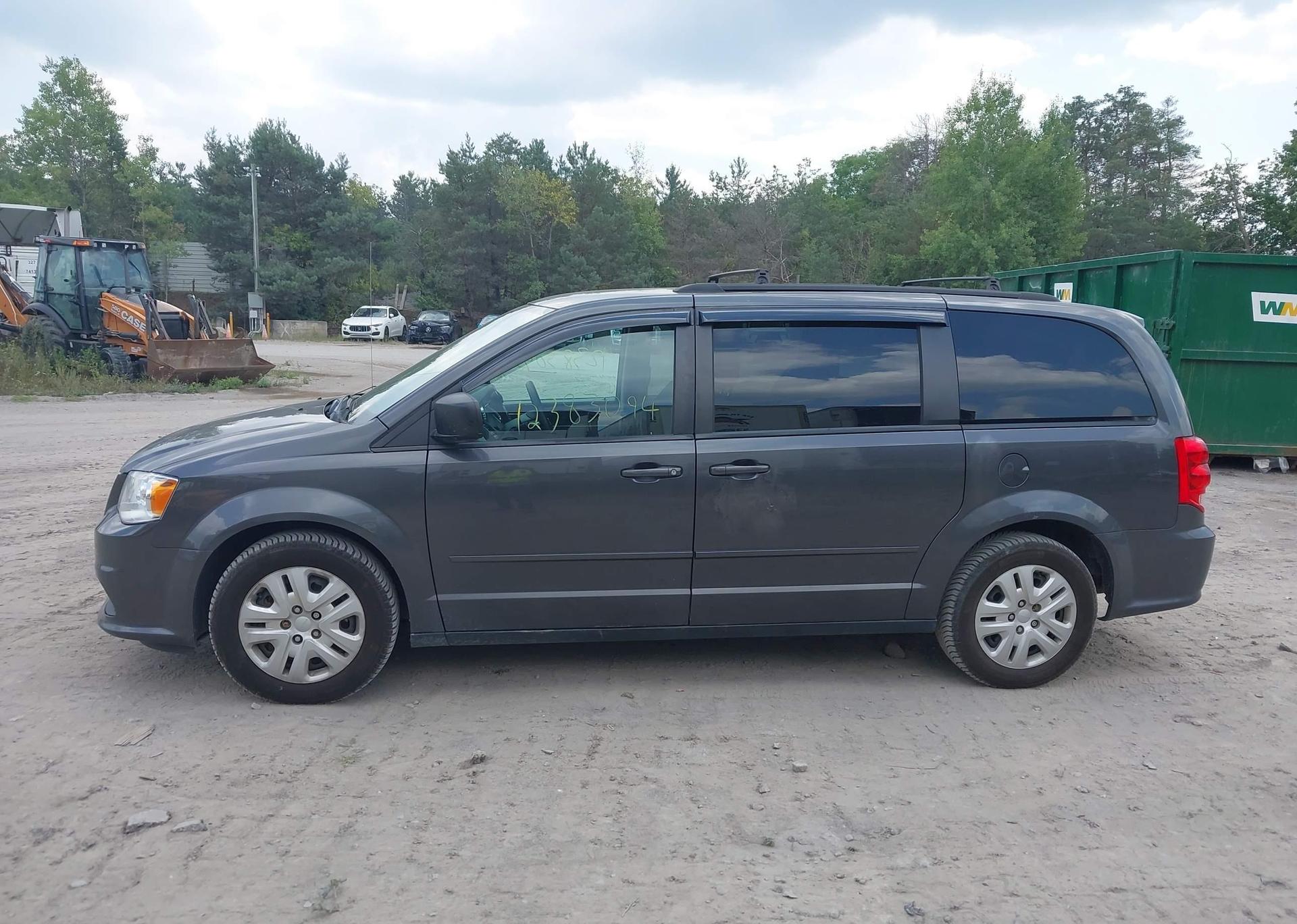 2016 DODGE GRAND CARAVAN SE