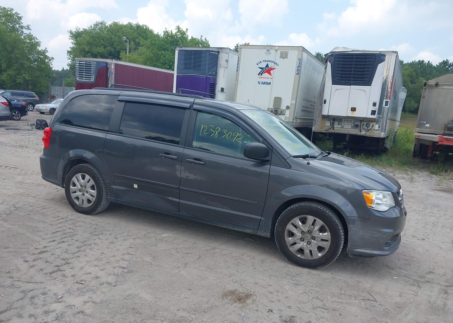 2016 DODGE GRAND CARAVAN SE