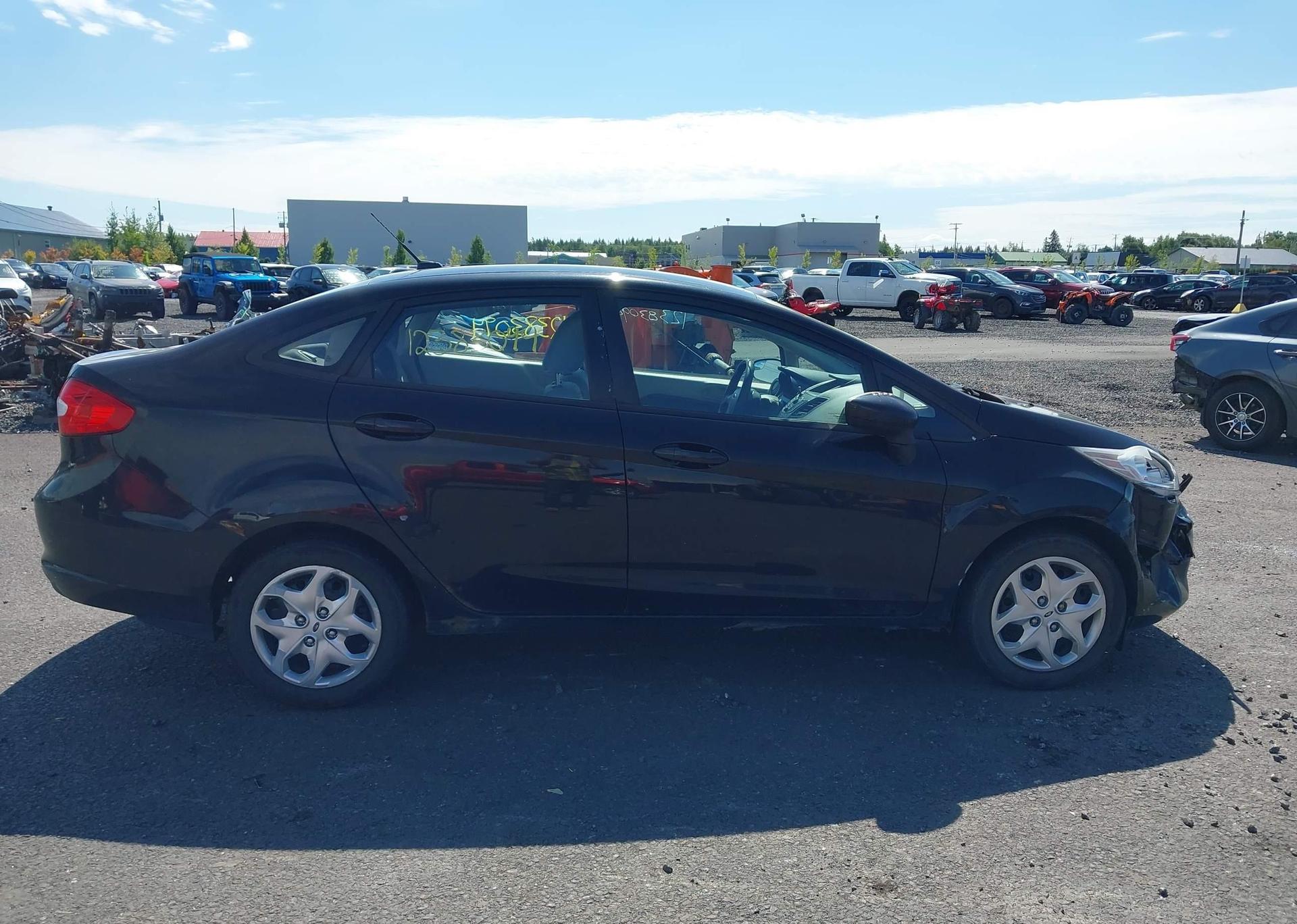 2011 FORD FIESTA S