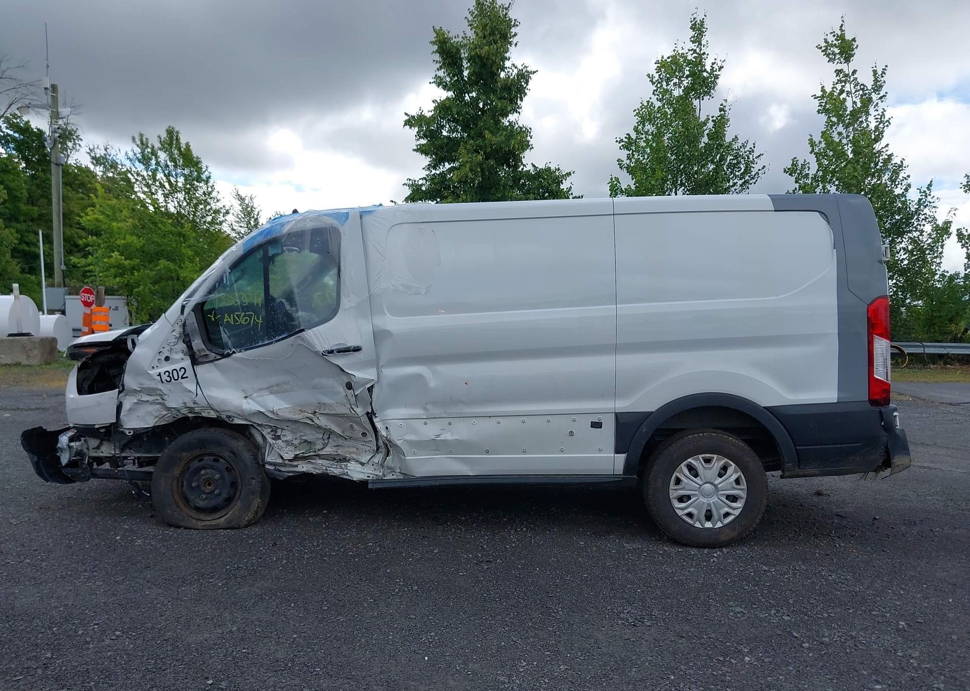 2022 FORD transit t-250