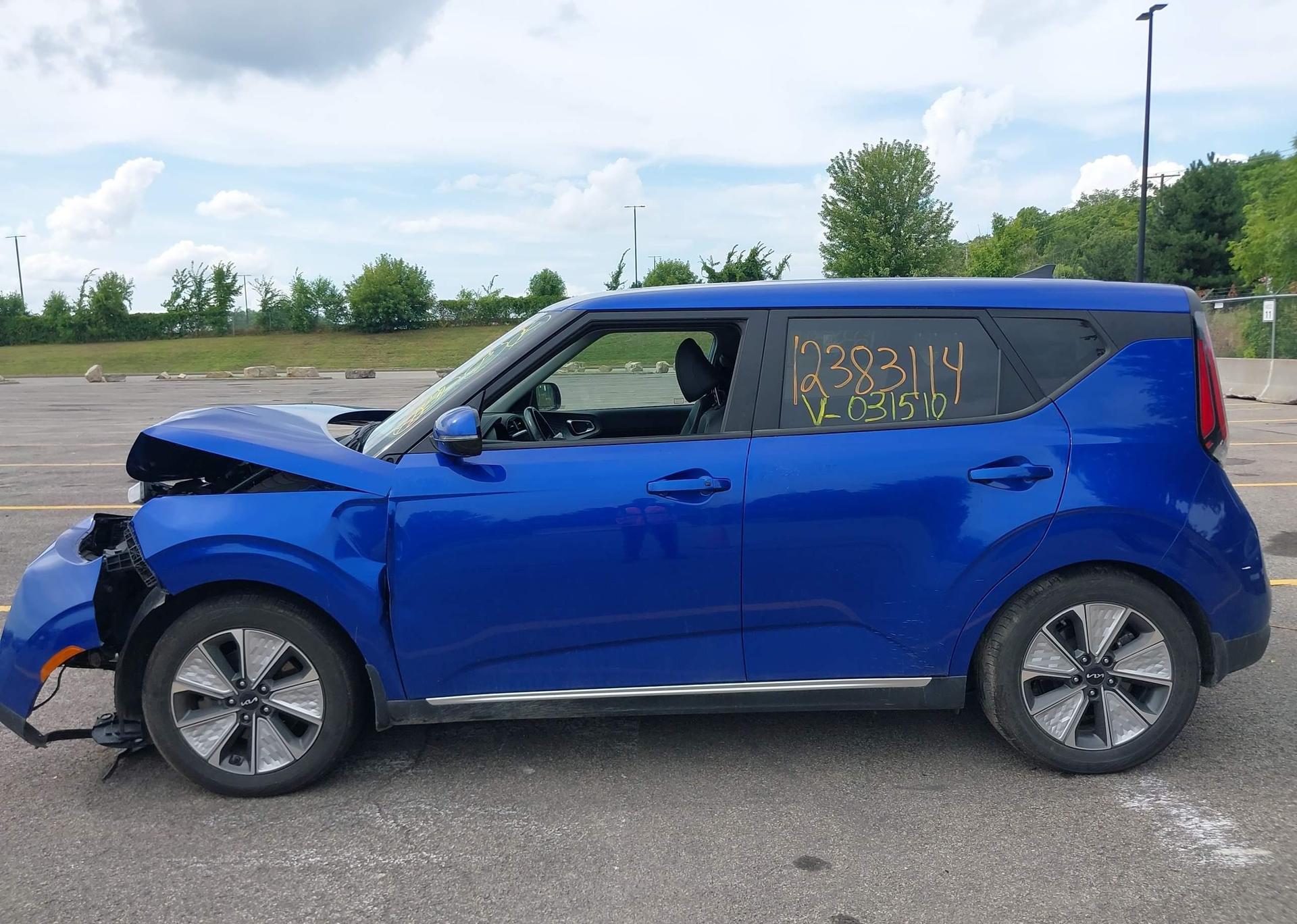 2023 KIA SOUL EV LIMITED