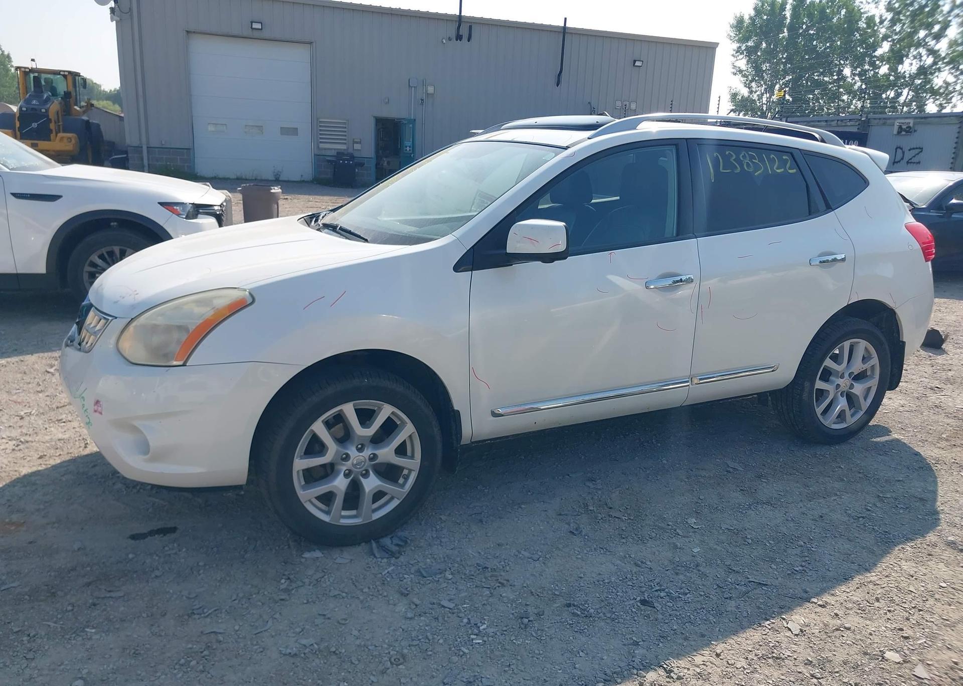 2012 NISSAN ROGUE S