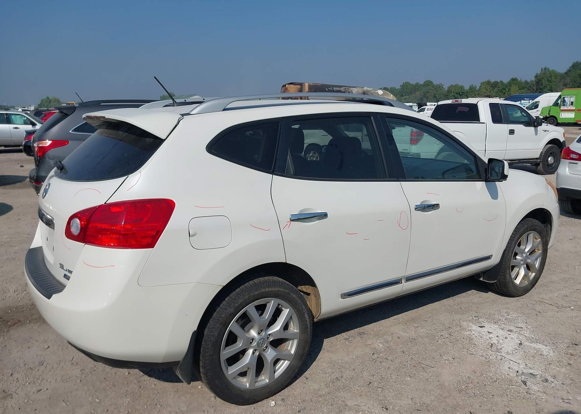 2012 NISSAN ROGUE S