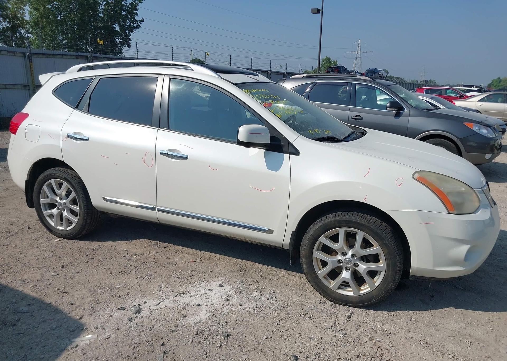 2012 NISSAN ROGUE S