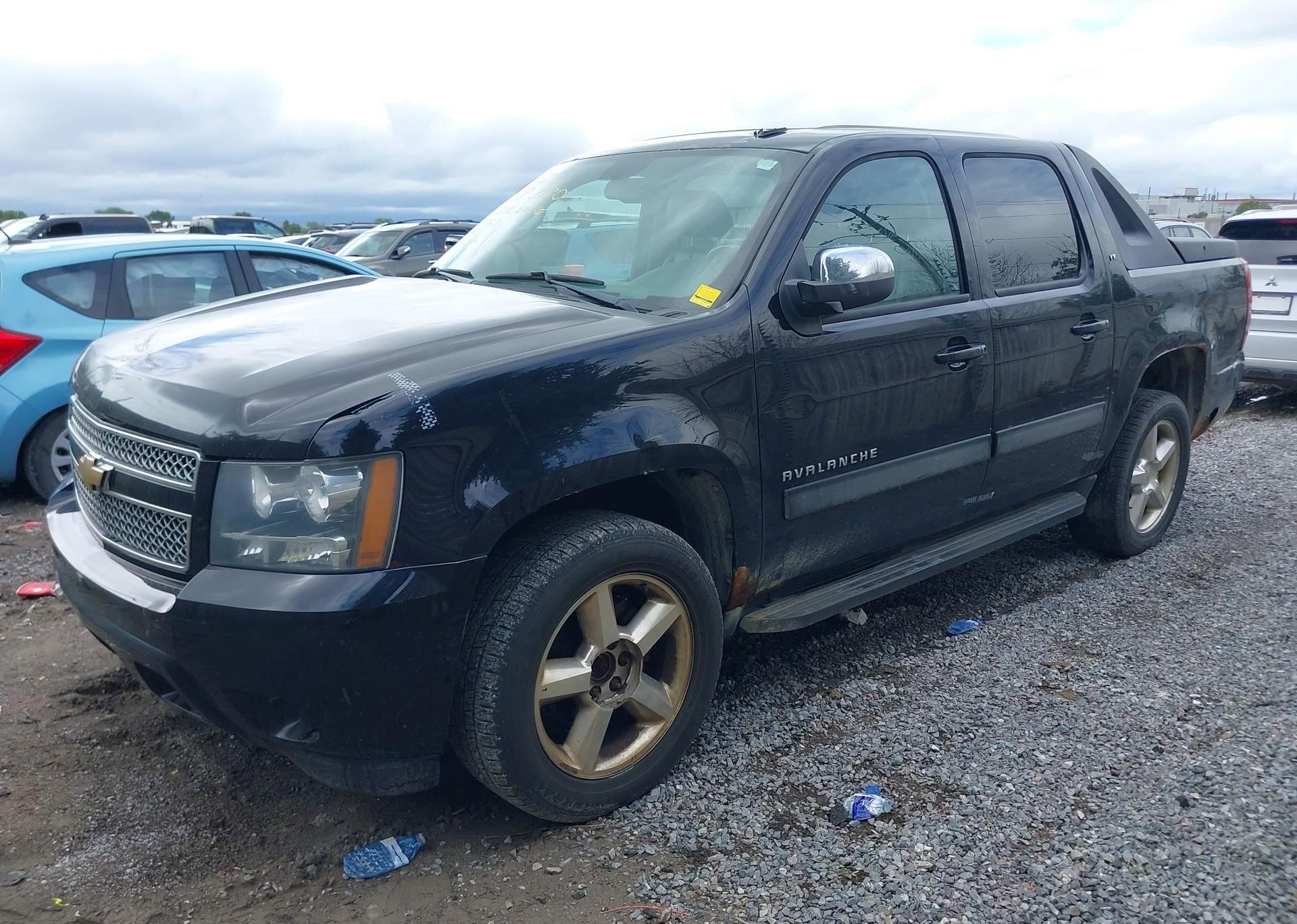 2012 CHEVROLET AVALANCHE LT