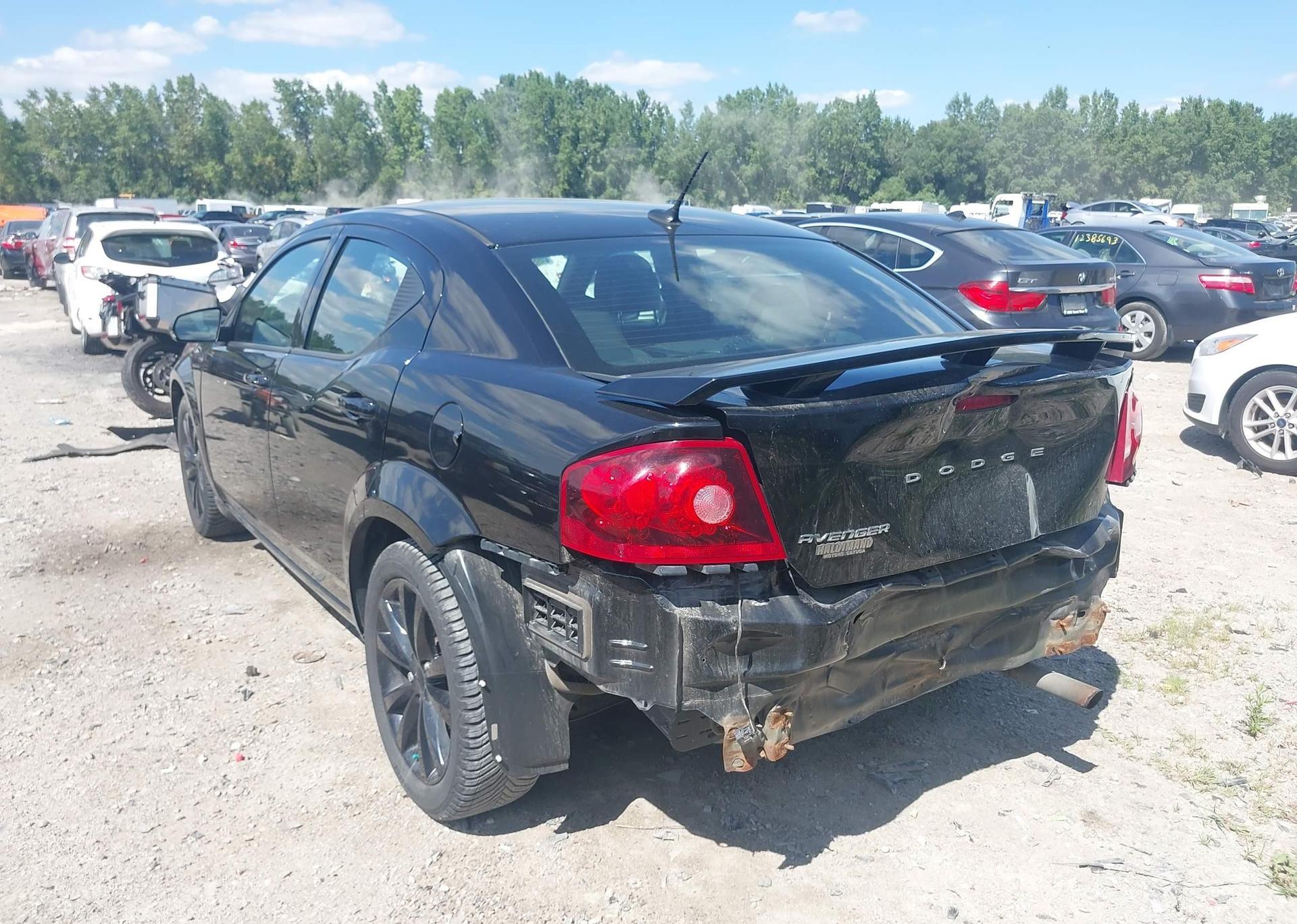 2013 DODGE AVENGER SE