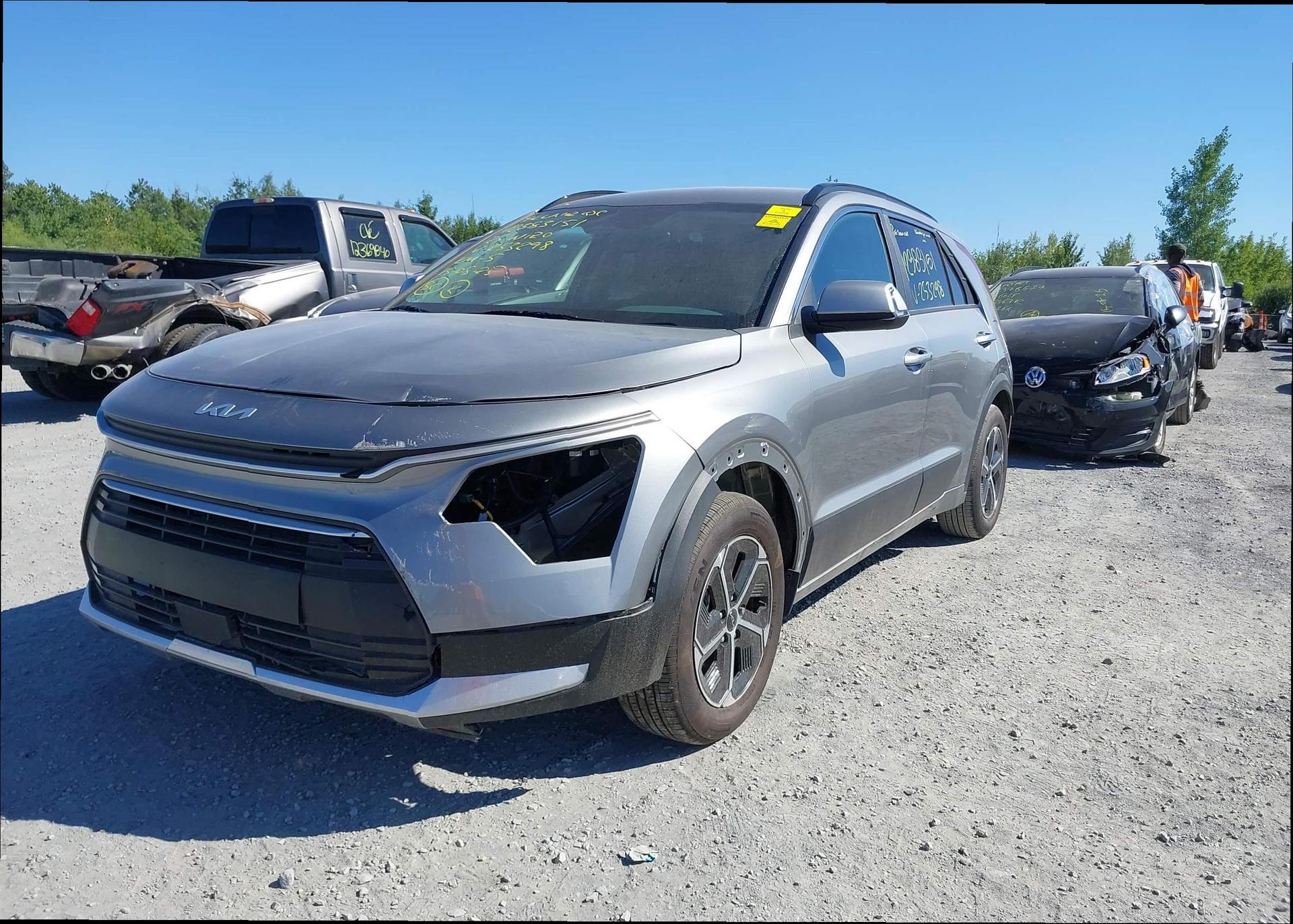 2025 KIA NIRO EX