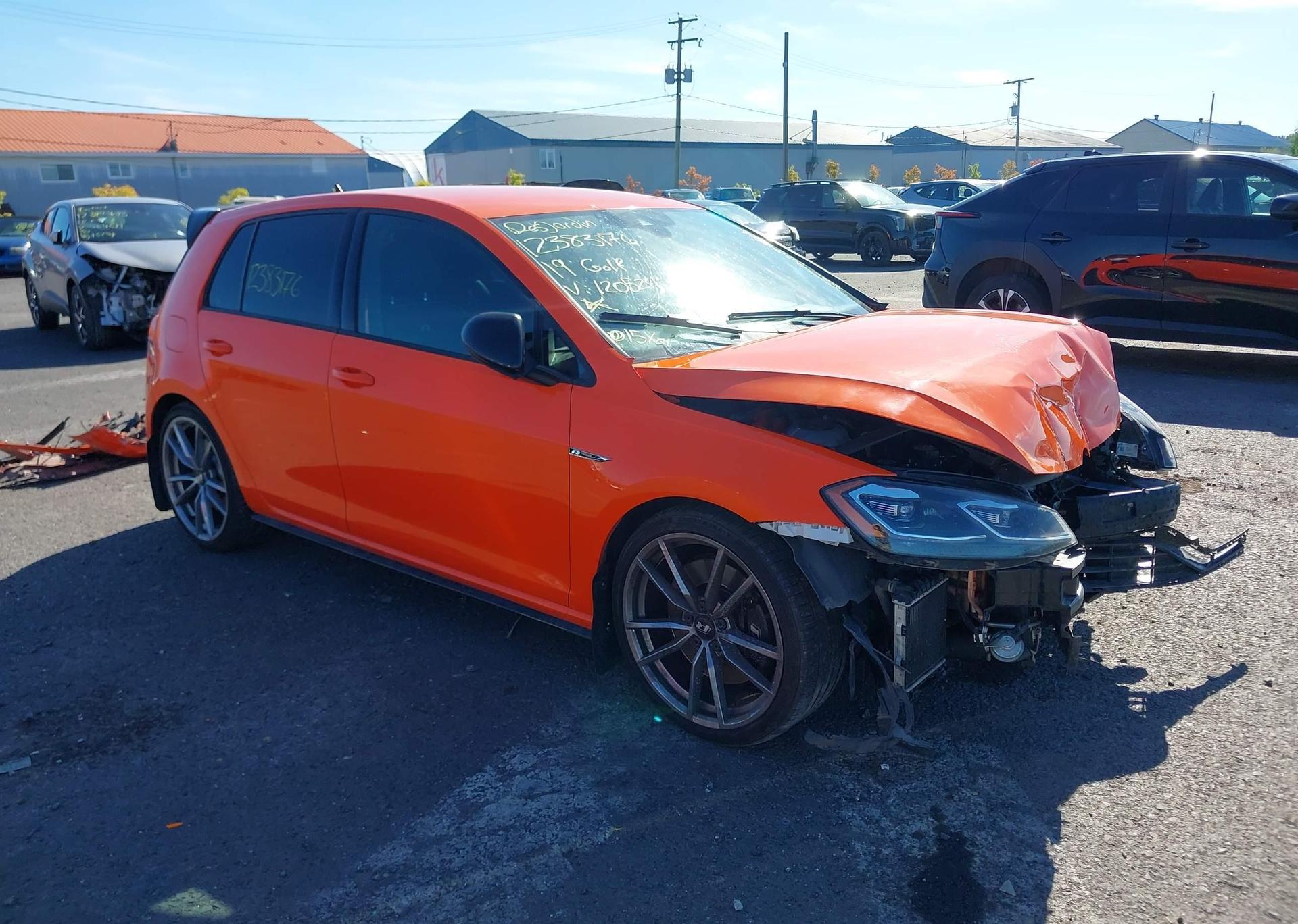 2019 VOLKSWAGEN GOLF R
