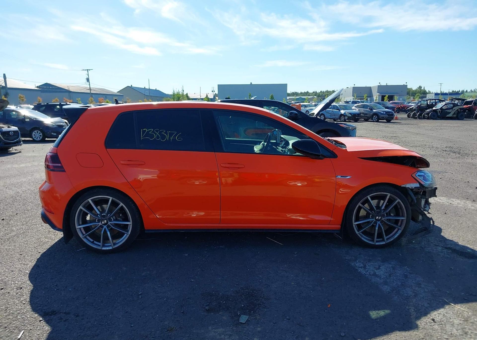 2019 VOLKSWAGEN GOLF R