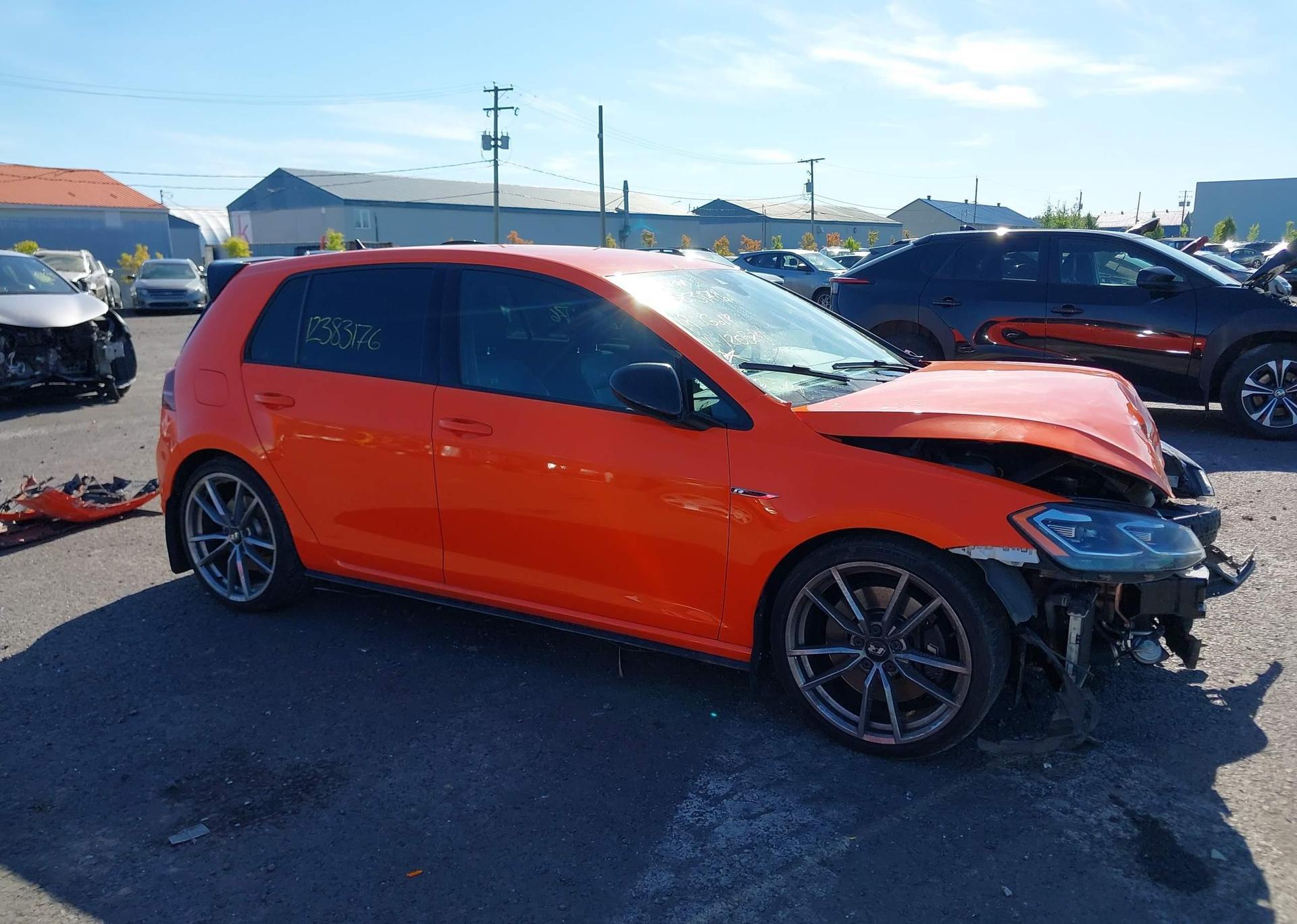 2019 VOLKSWAGEN GOLF R