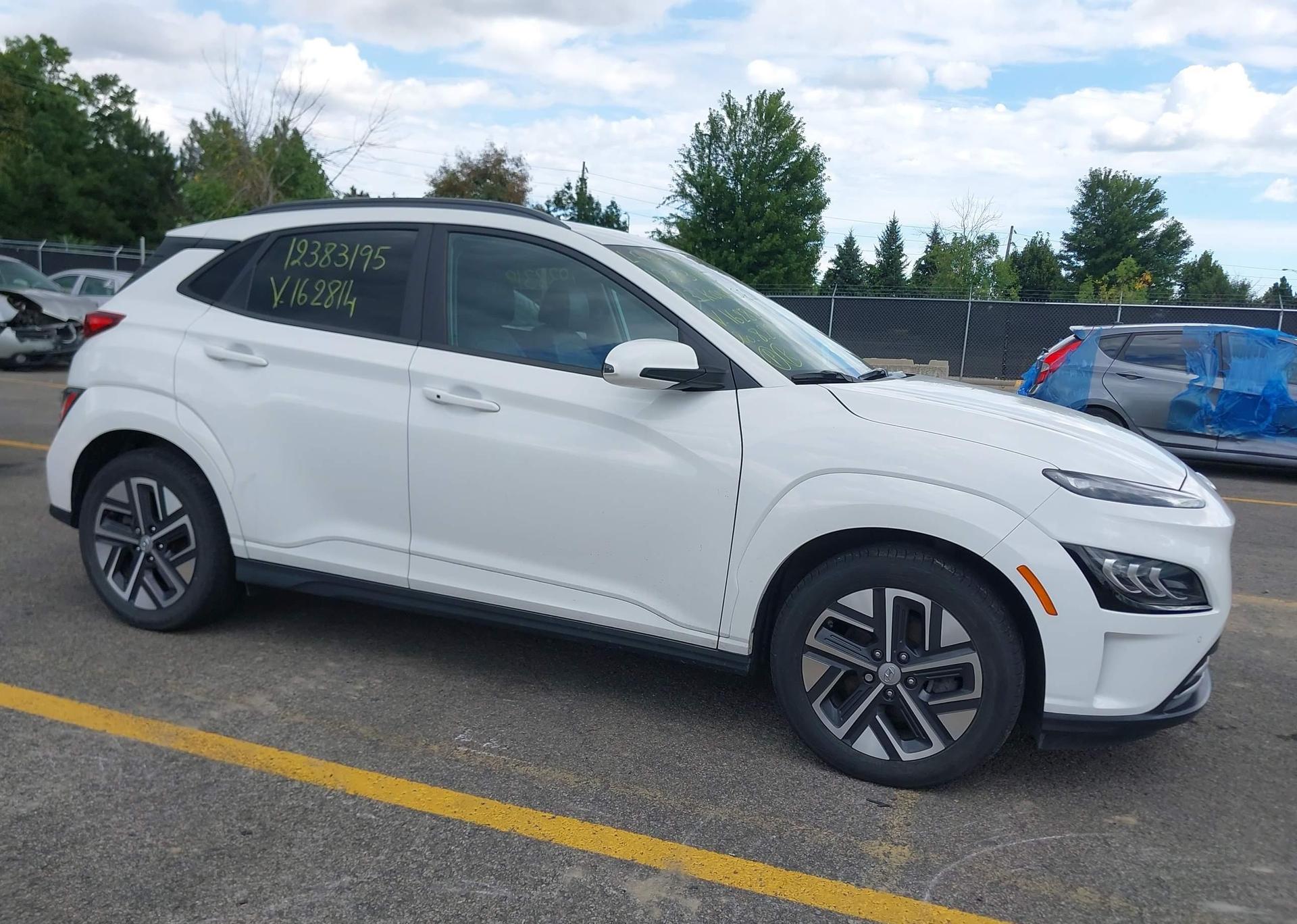2023 HYUNDAI KONA SEL