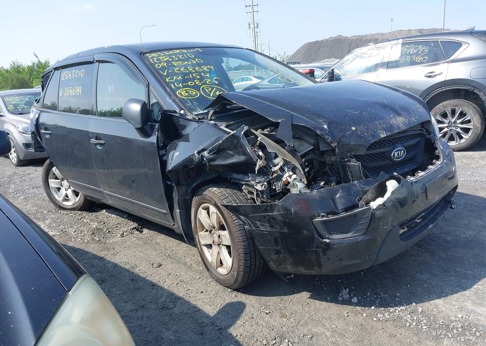 2009 KIA RONDO EX