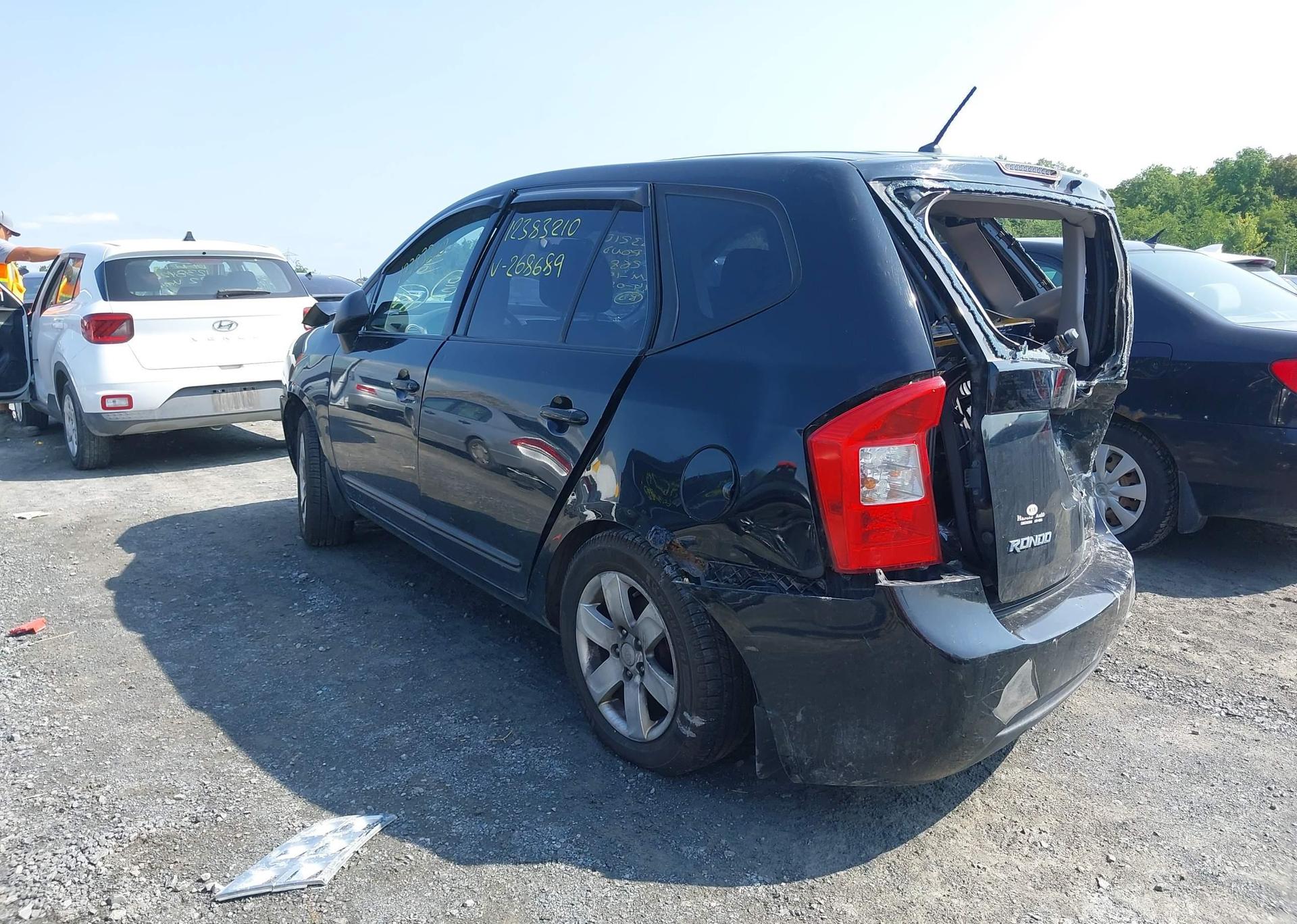 2009 KIA RONDO EX