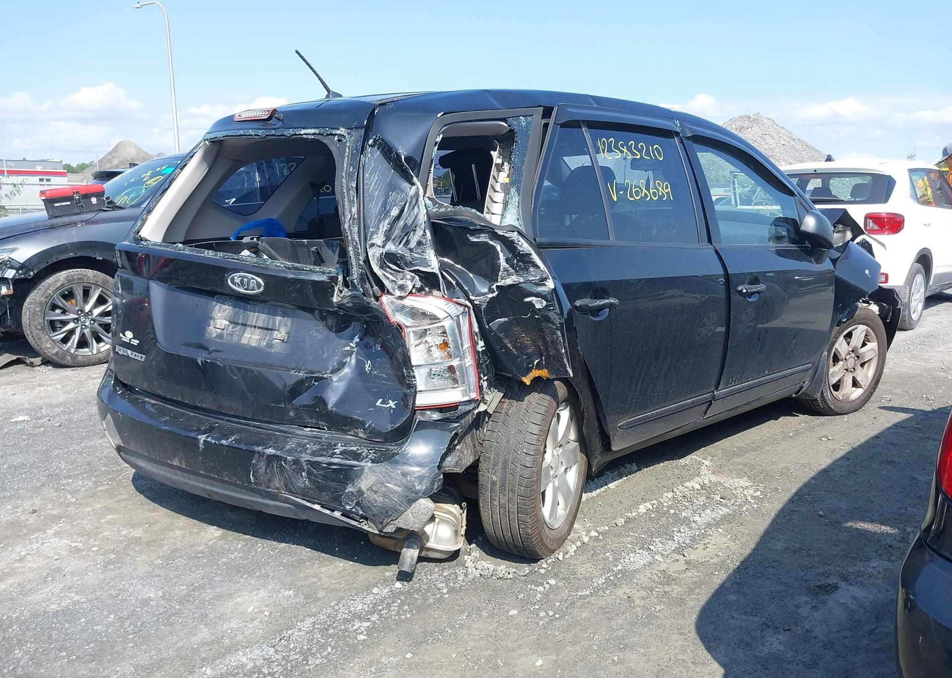 2009 KIA RONDO EX