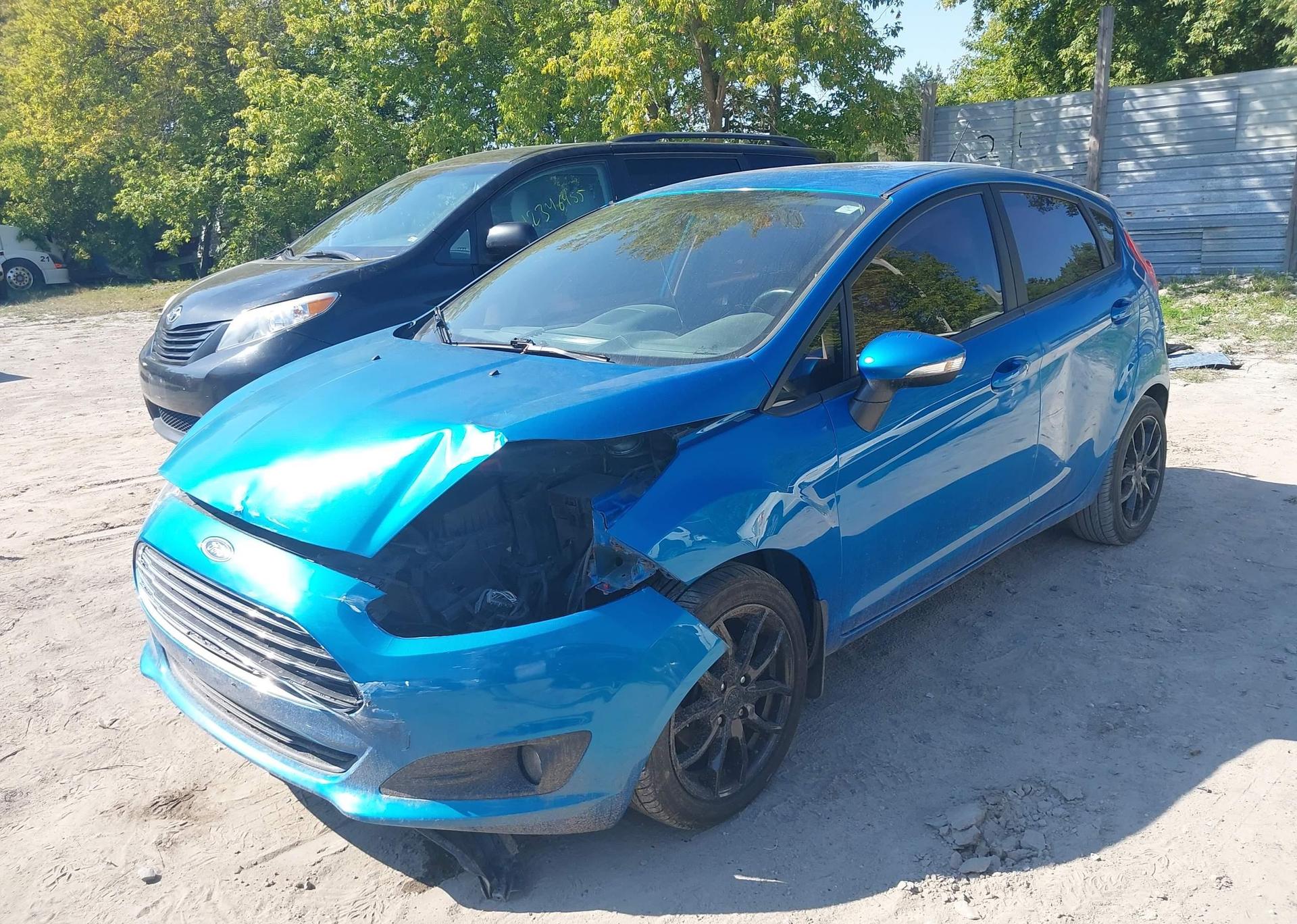 2015 FORD FIESTA SE