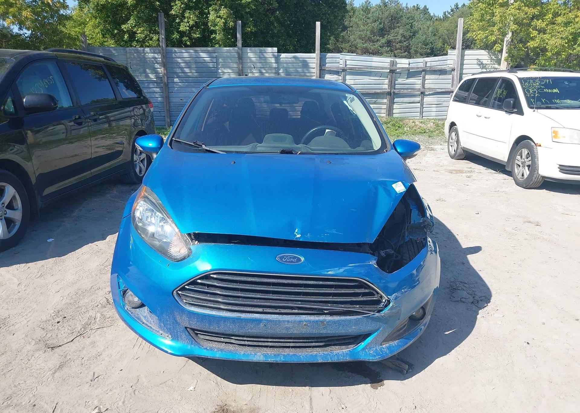2015 FORD FIESTA SE