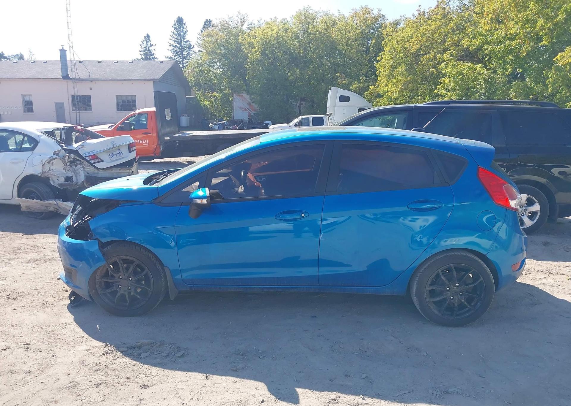 2015 FORD FIESTA SE