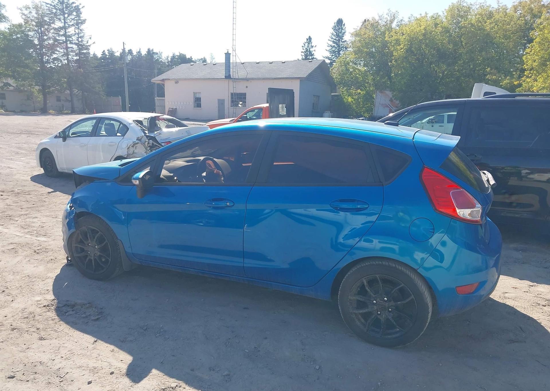 2015 FORD FIESTA SE