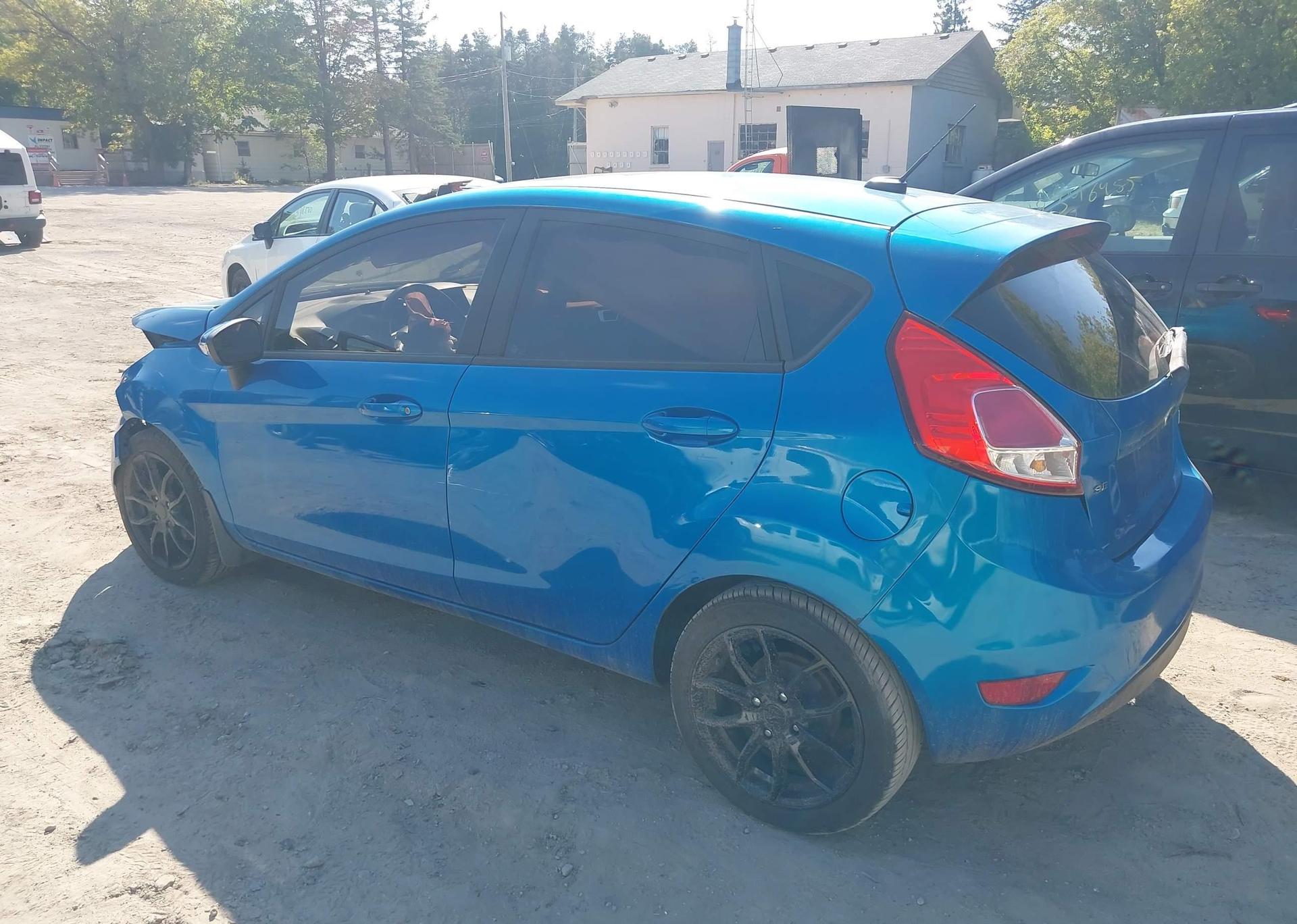 2015 FORD FIESTA SE