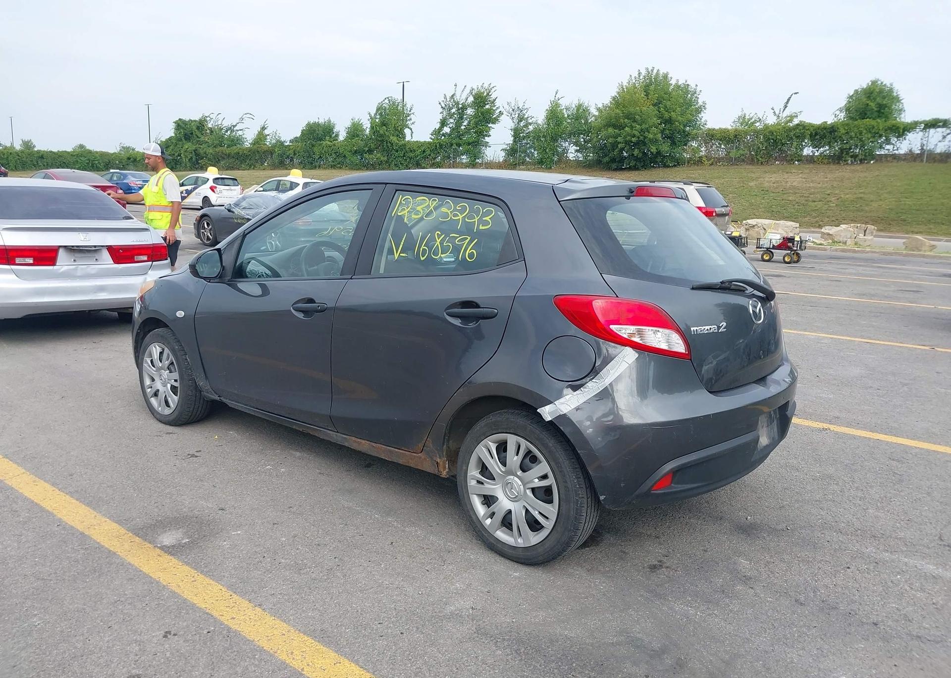 2013 MAZDA MAZDA2 GX
