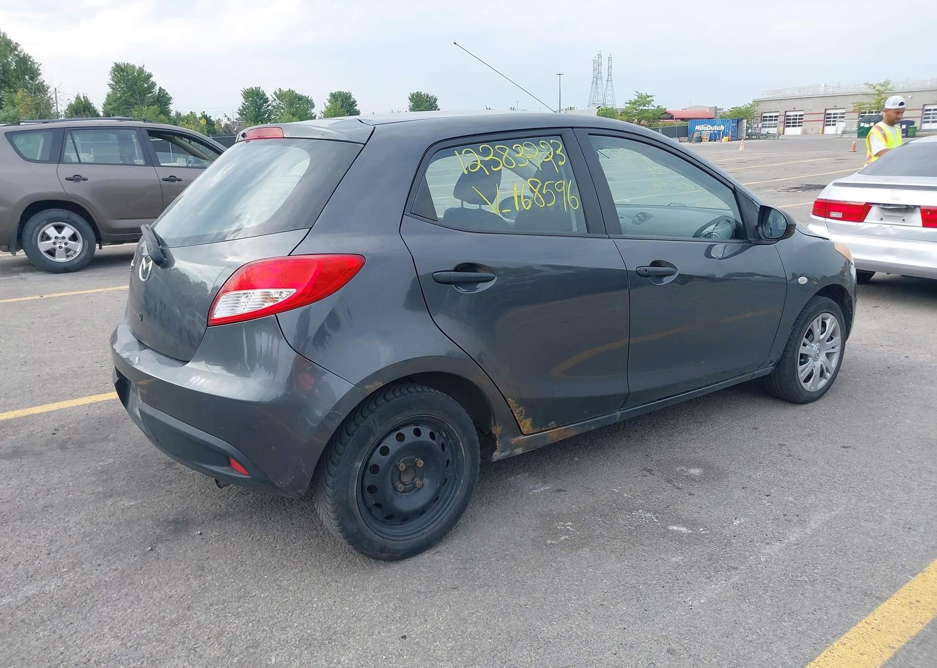 2013 MAZDA MAZDA2 GX