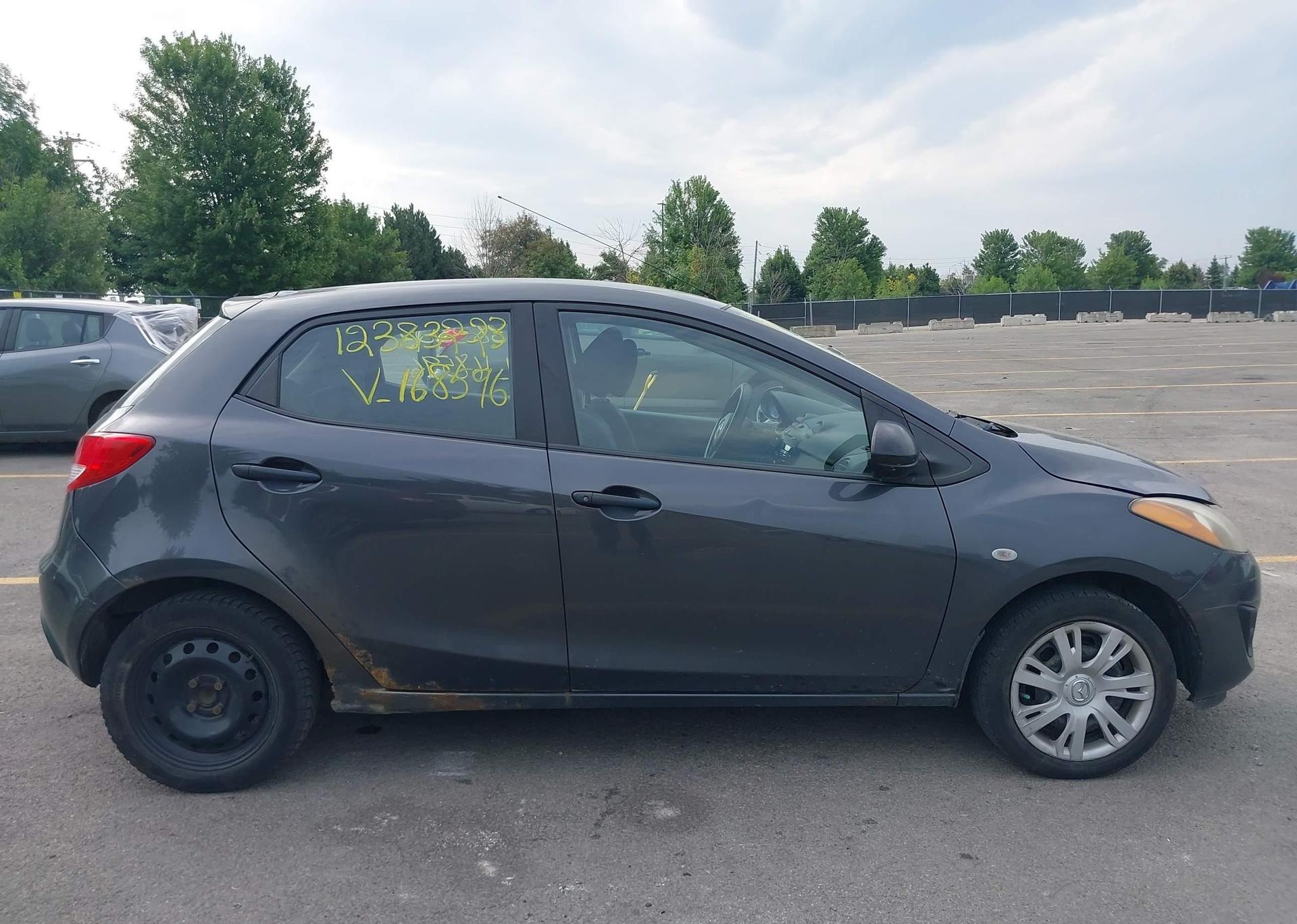 2013 MAZDA MAZDA2 GX