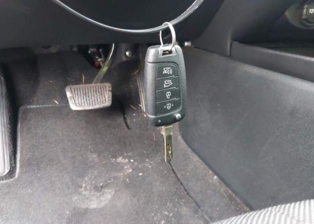2024 HYUNDAI ELANTRA ESSENTIAL