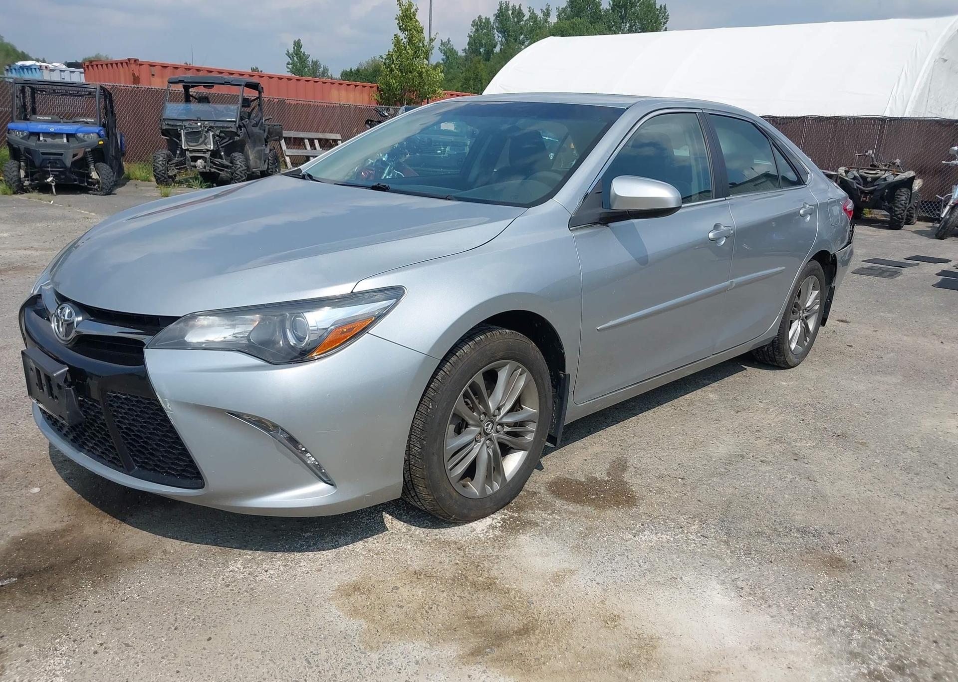2017 TOYOTA CAMRY SE